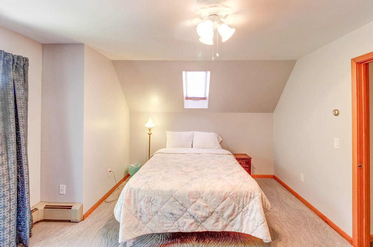 Broadlake 4 BD Vacation Rental in Colchester, VT Vacasa