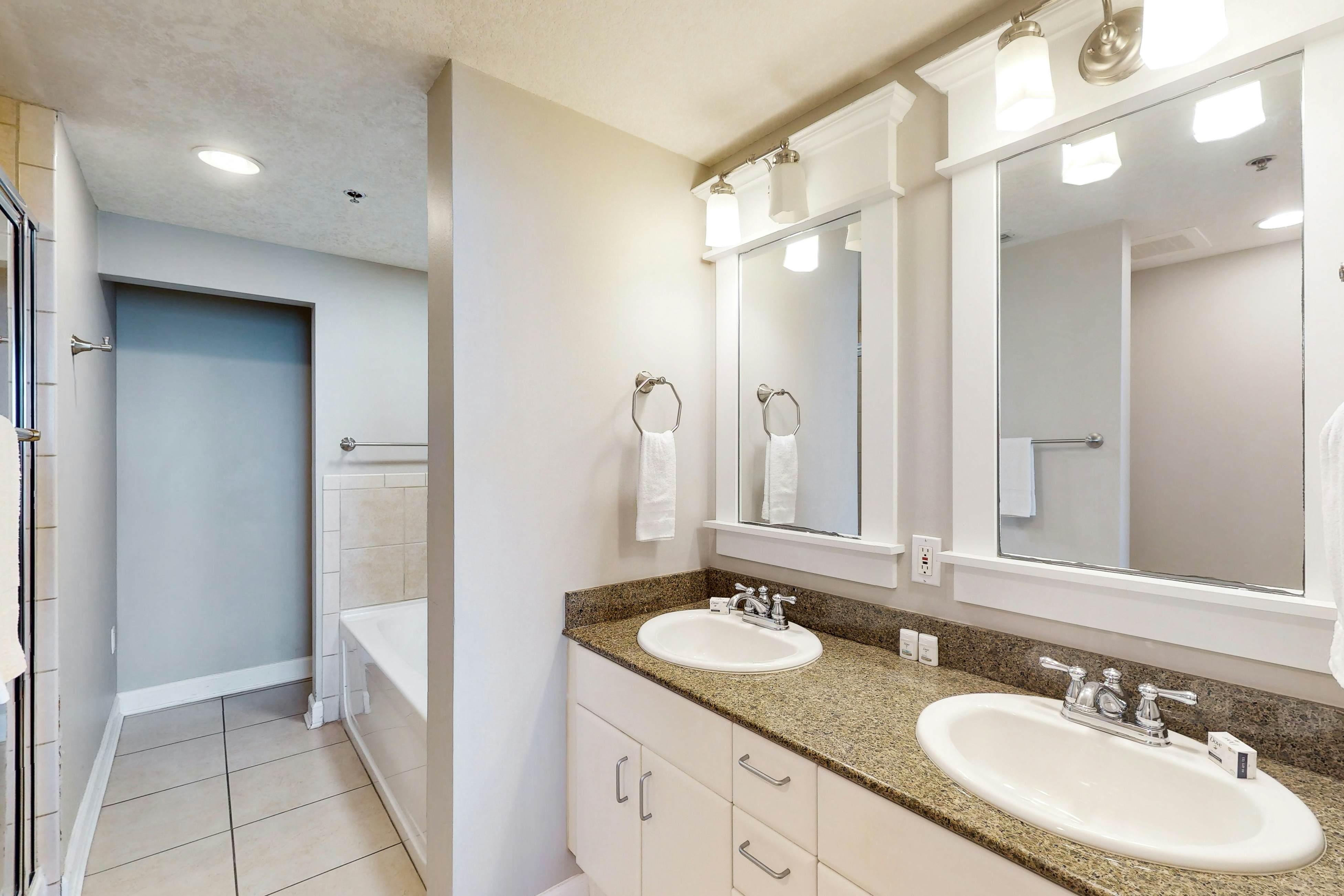 Grand Panama Tower 1-1604