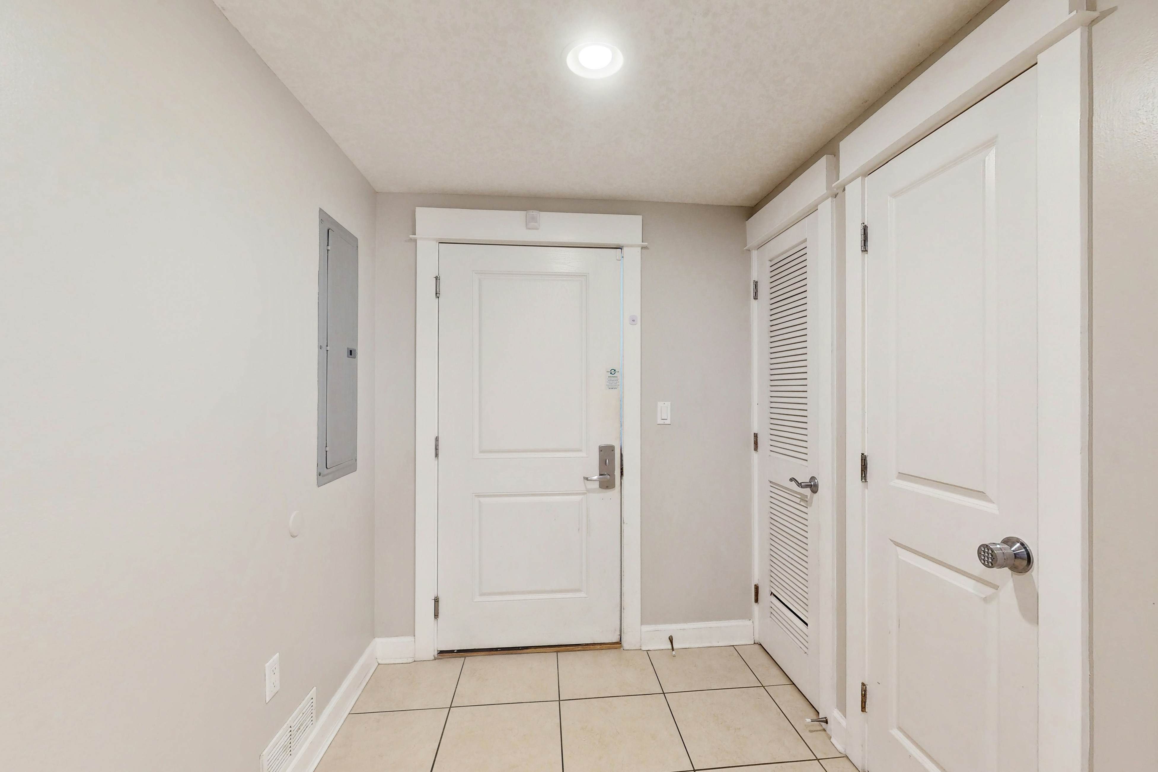 Grand Panama Tower 1-1604