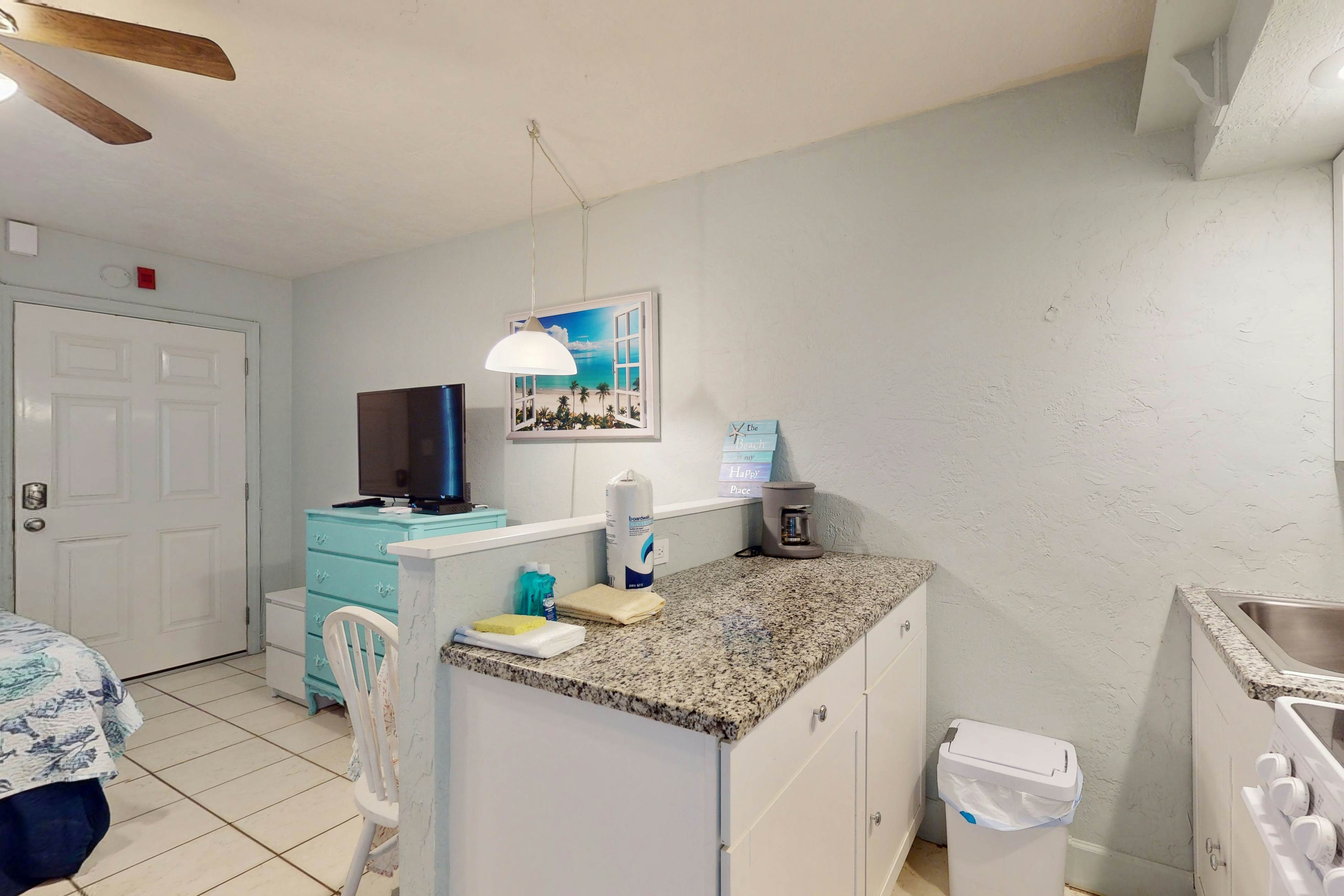 Pass-A-Grille Beach Retreat Unit 8