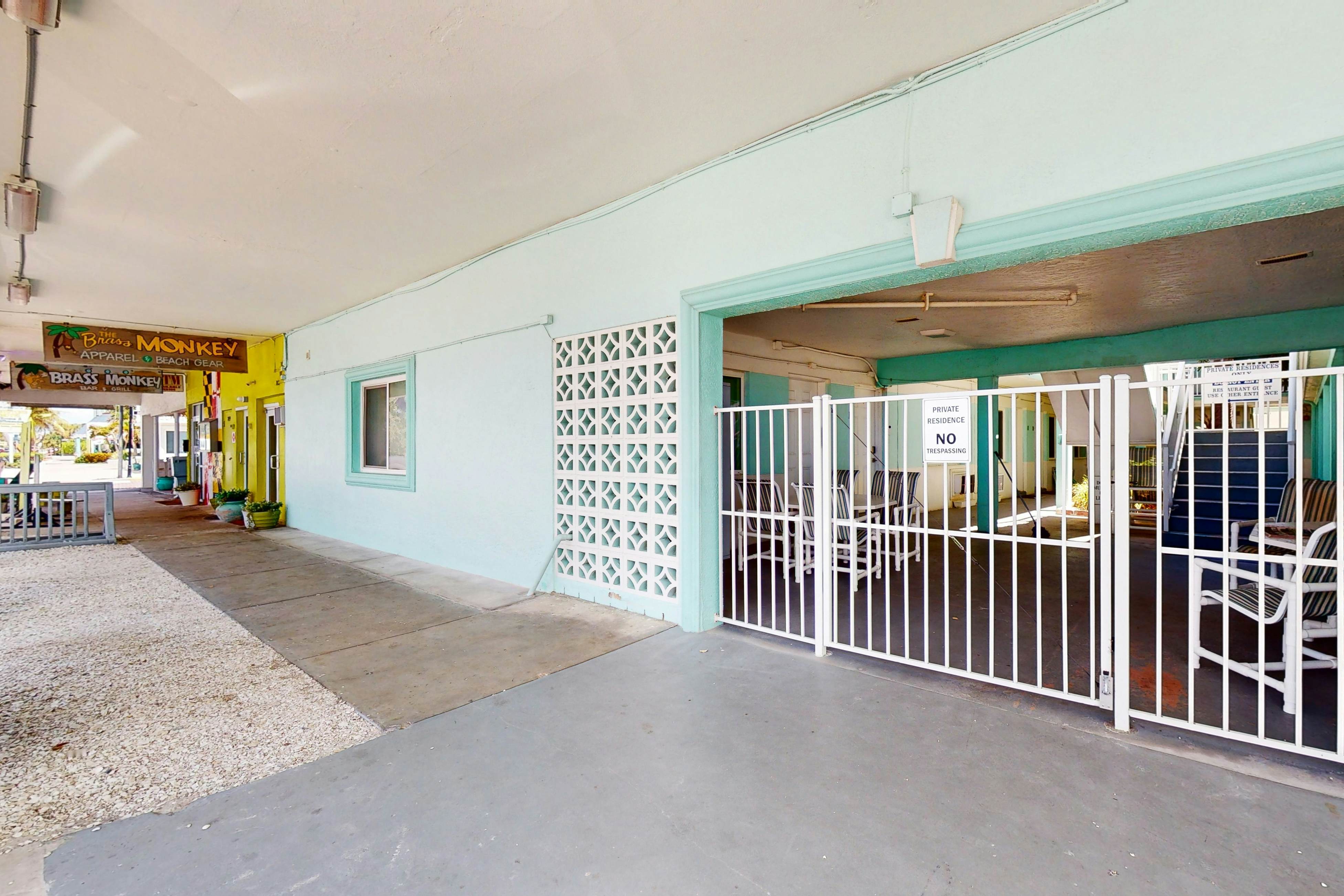 Pass-A-Grille Beach Retreat Unit 8