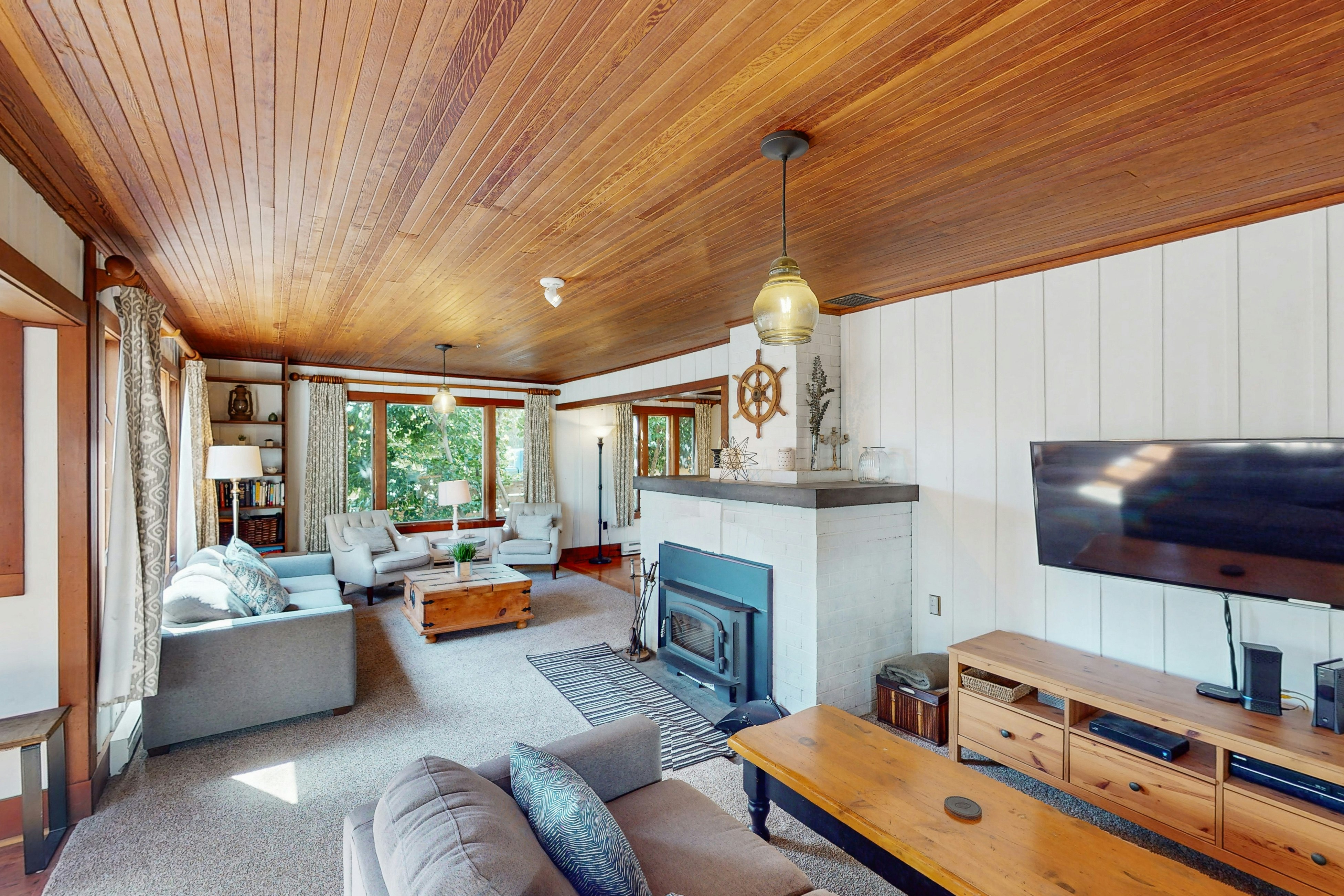 Captain's Corner - MCA 1123