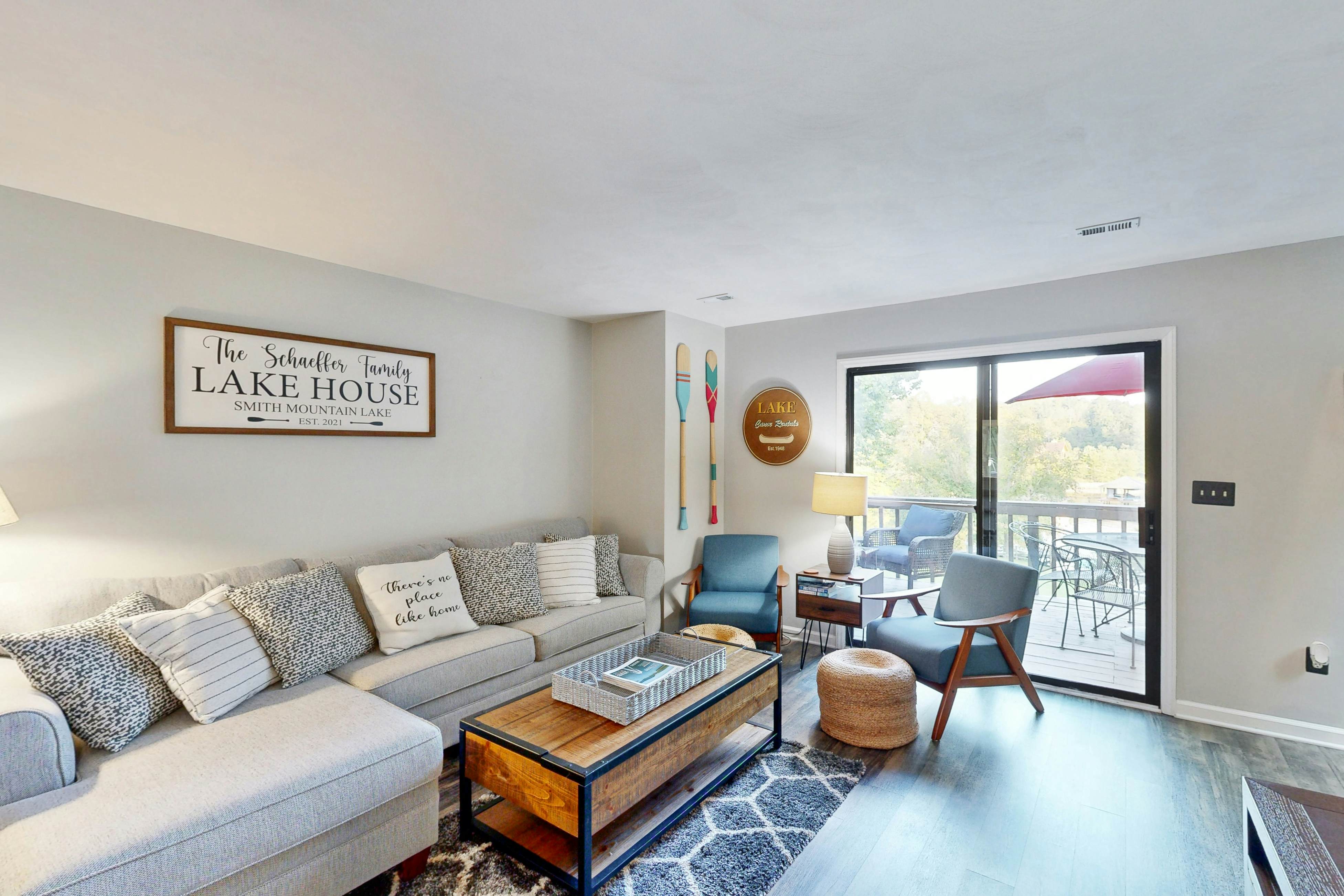 Lazy Daze Lakeside Retreat