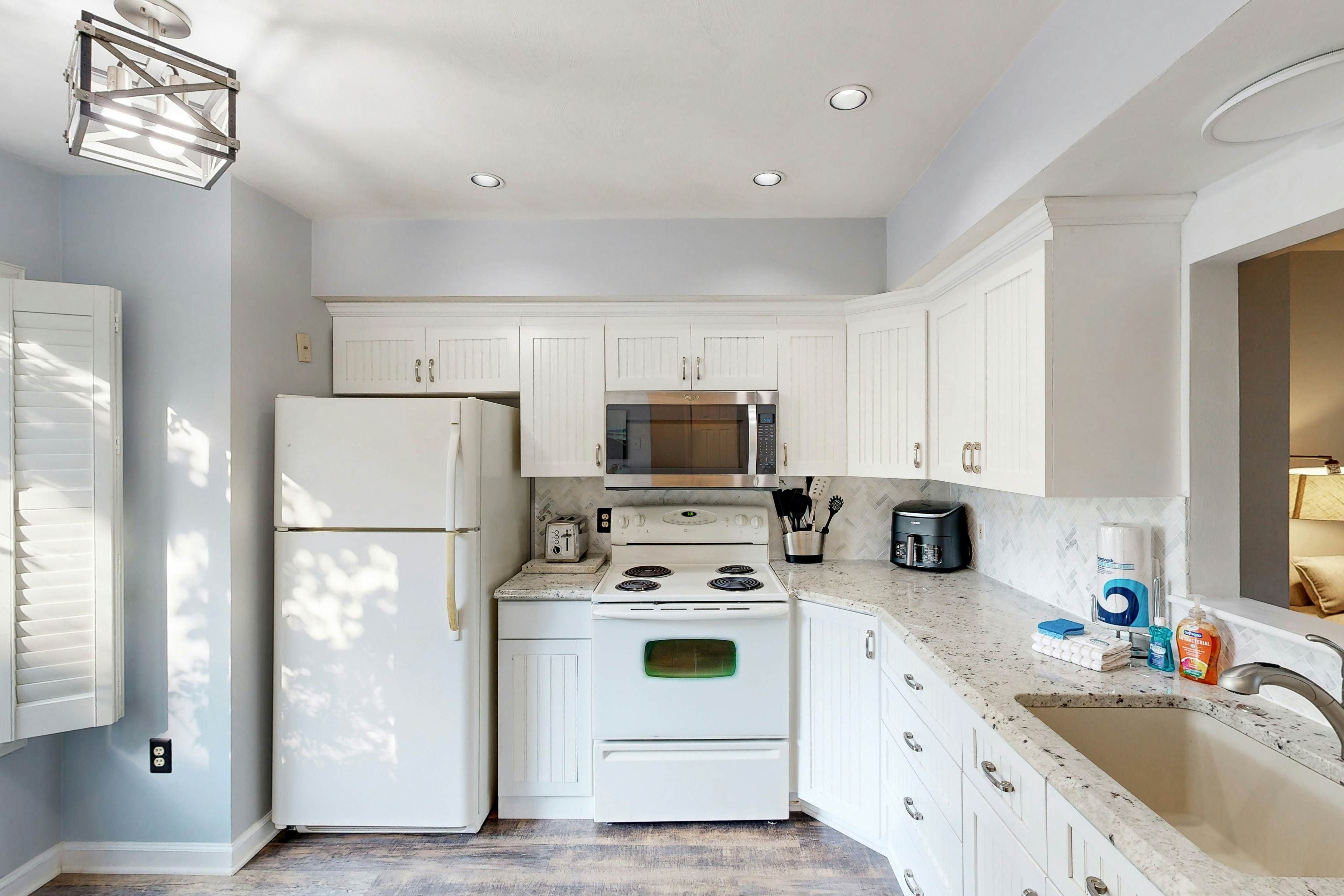 Lazy Daze Lakeside Retreat