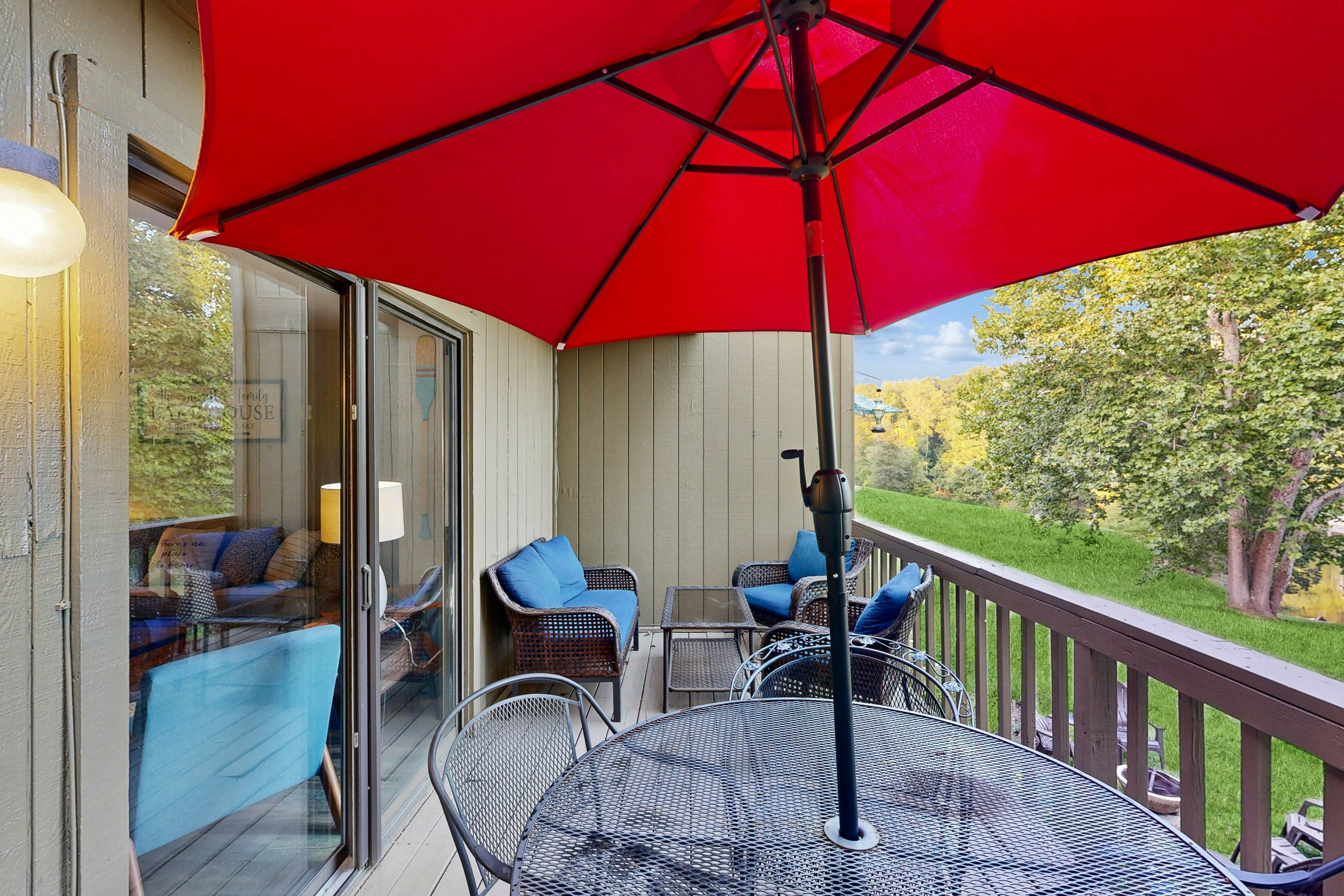 Lazy Daze Lakeside Retreat