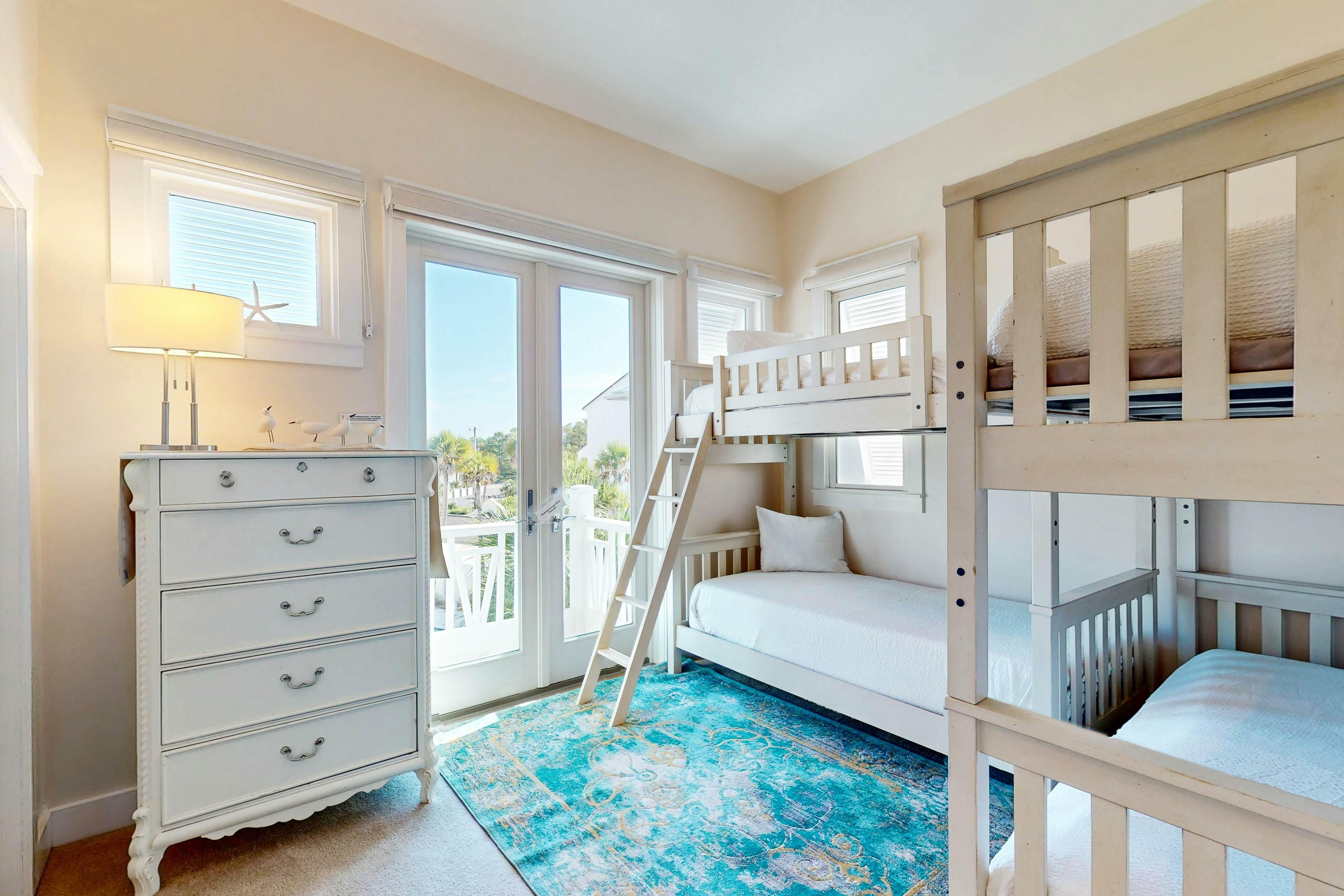 Carillon Beach 10 - Deja Vu