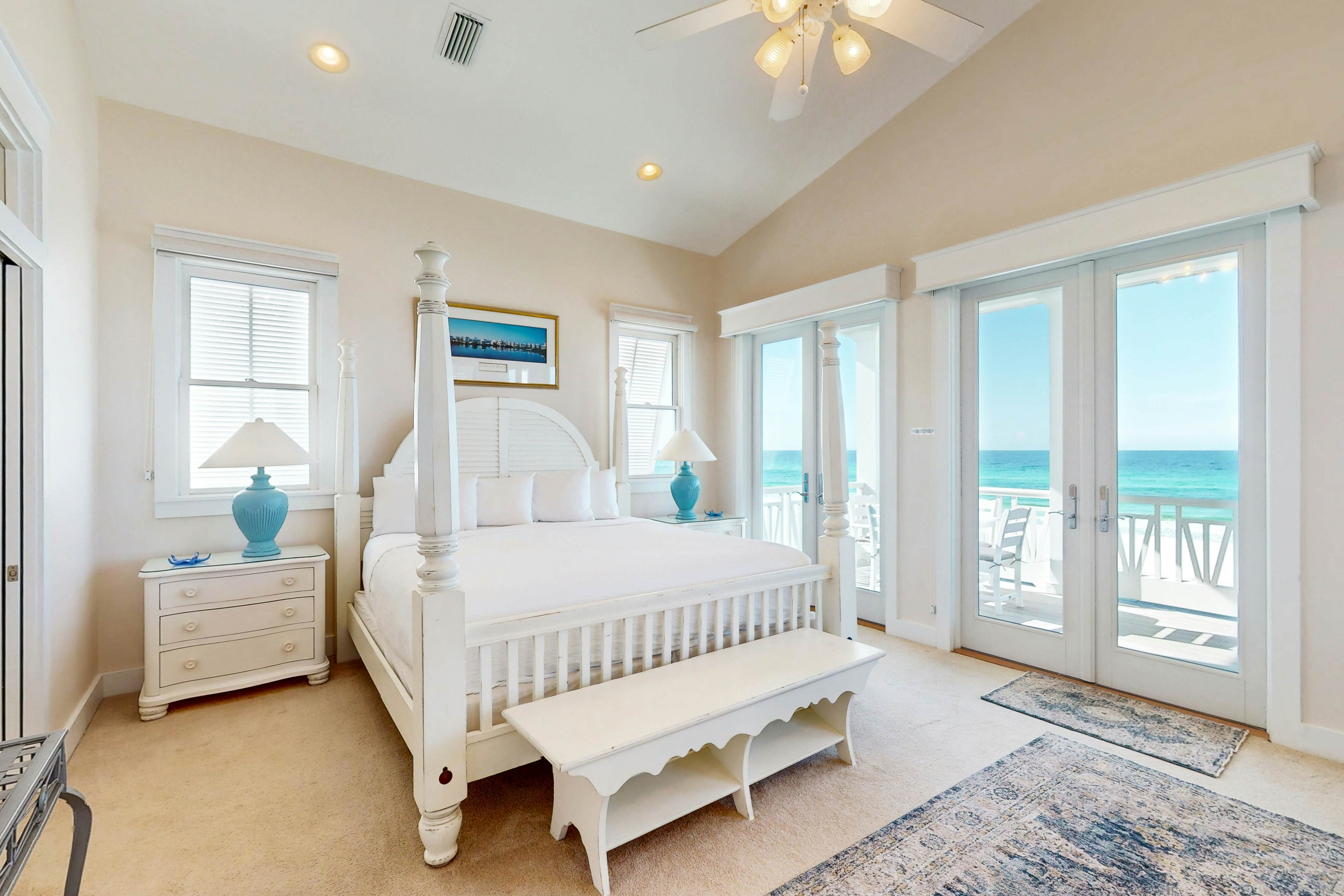 Carillon Beach 10 - Deja Vu