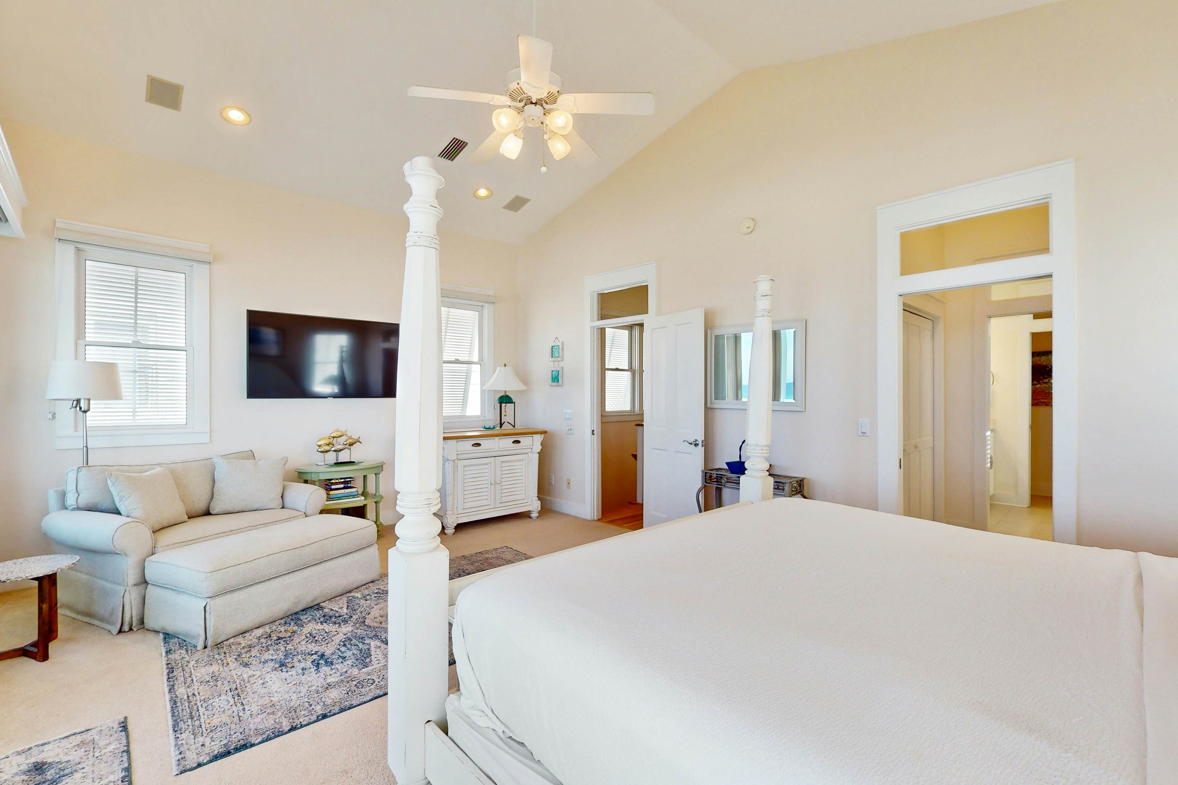 Carillon Beach 10 - Deja Vu