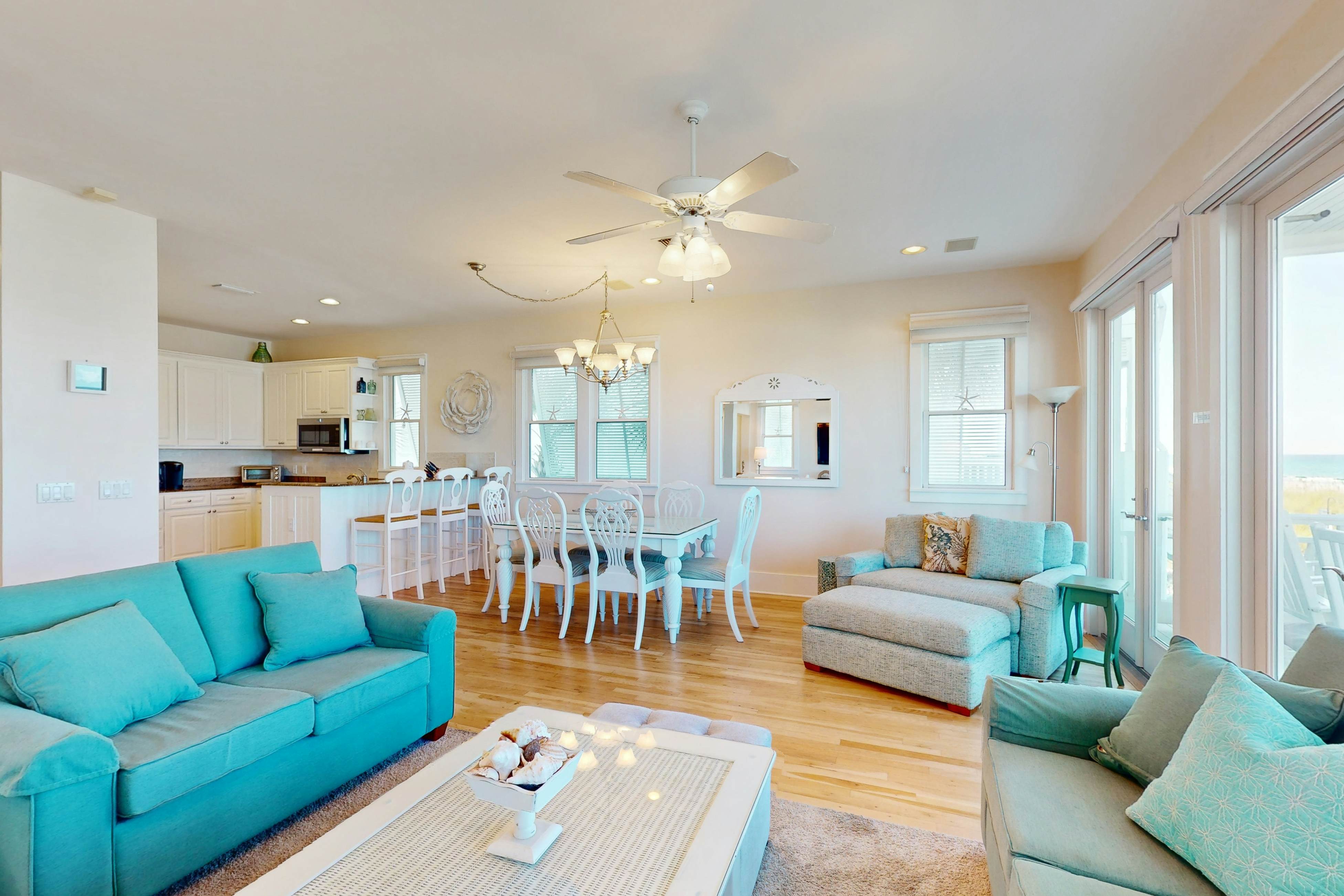 Carillon Beach 10 - Deja Vu