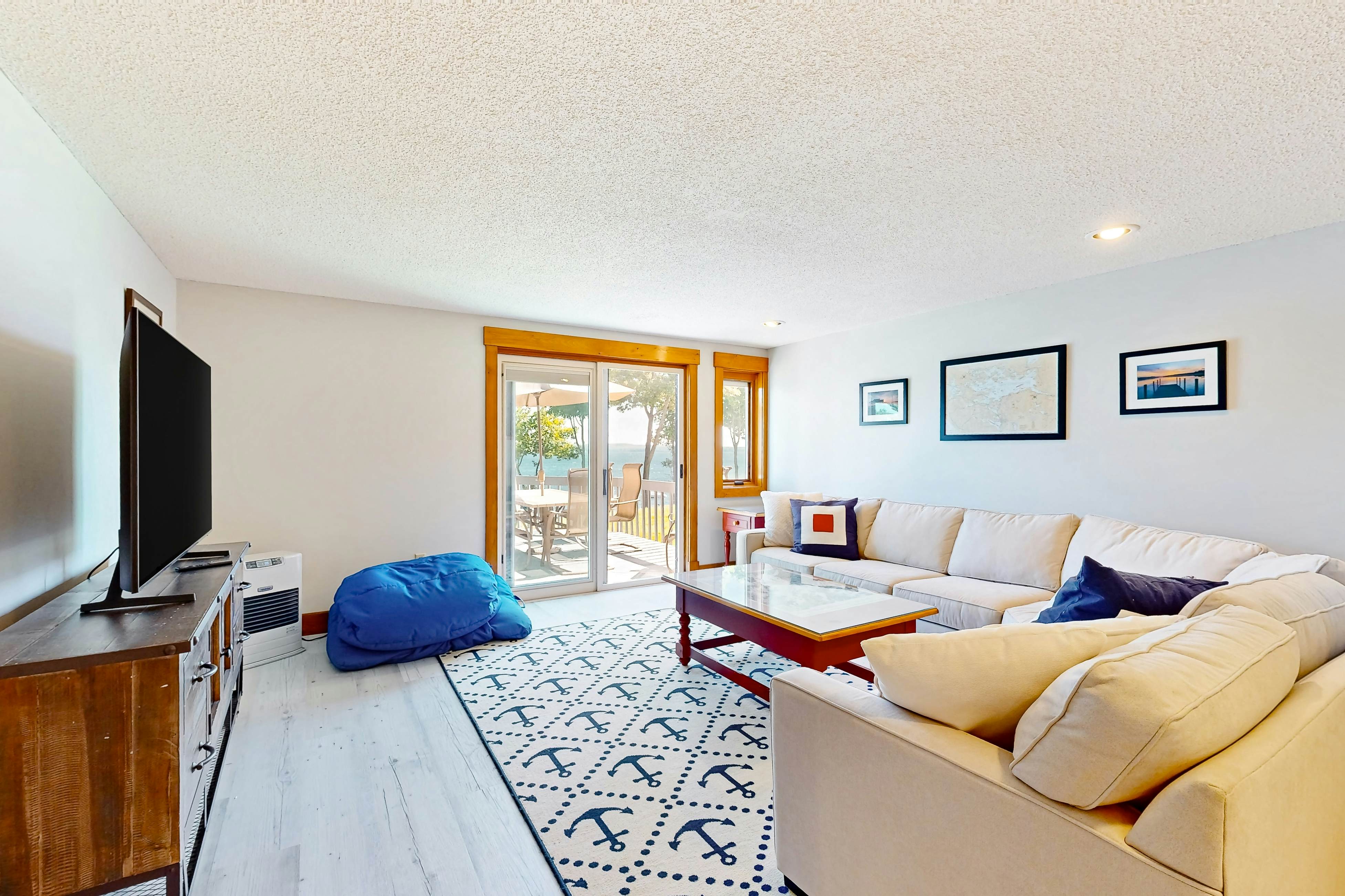 Samoset Lakefront Townhouse on Winnipesaukee