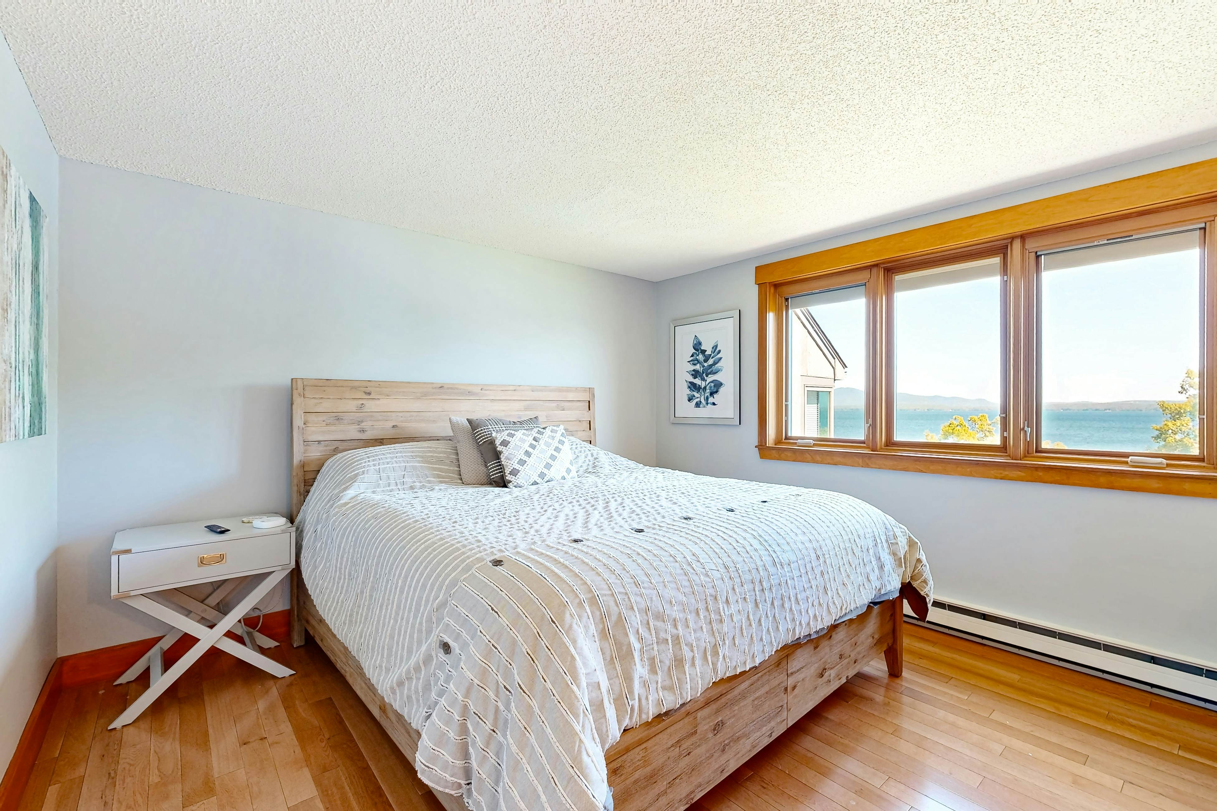 Samoset Lakefront Townhouse on Winnipesaukee