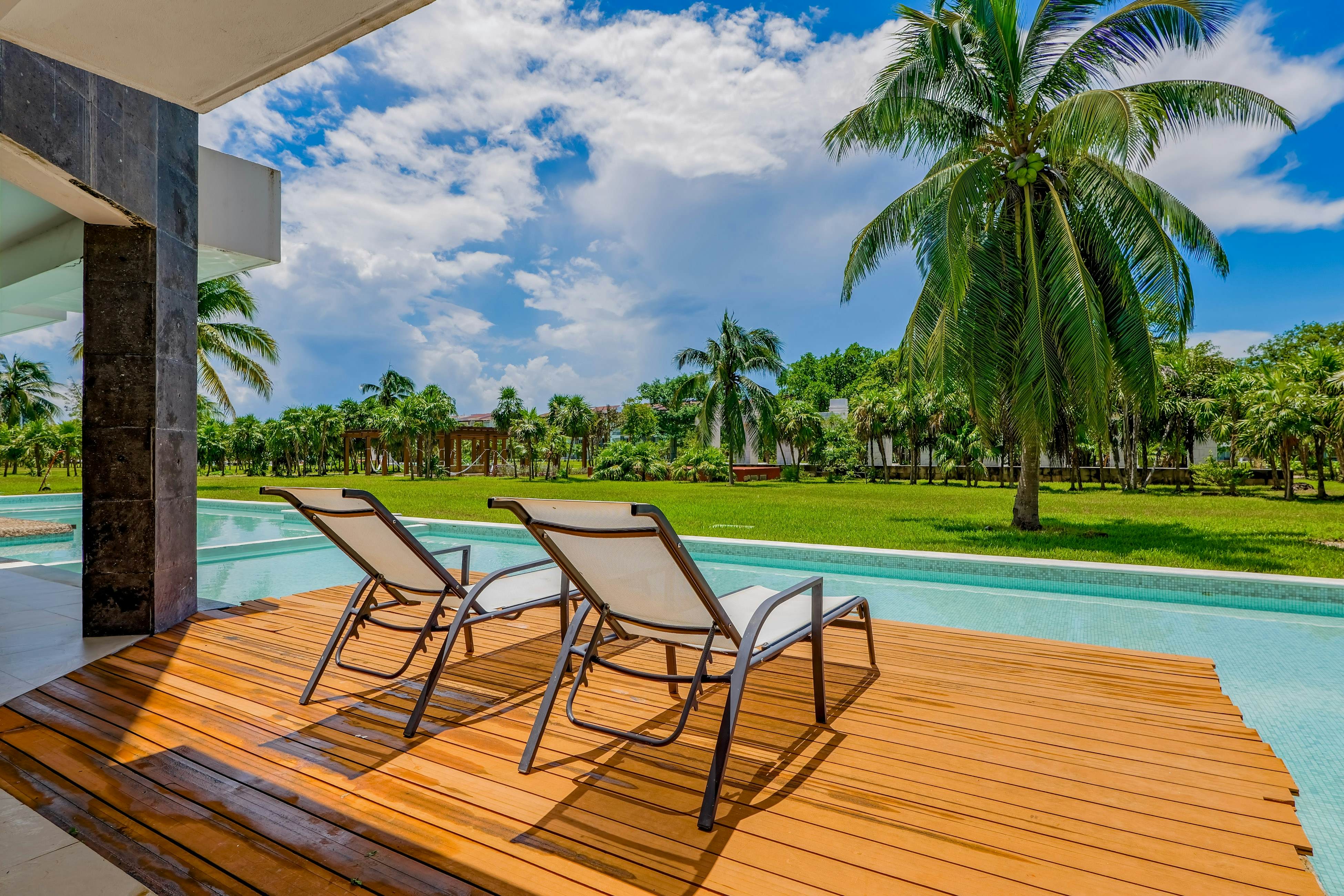 Seaside Serenity Retreat at Mareazul Norte