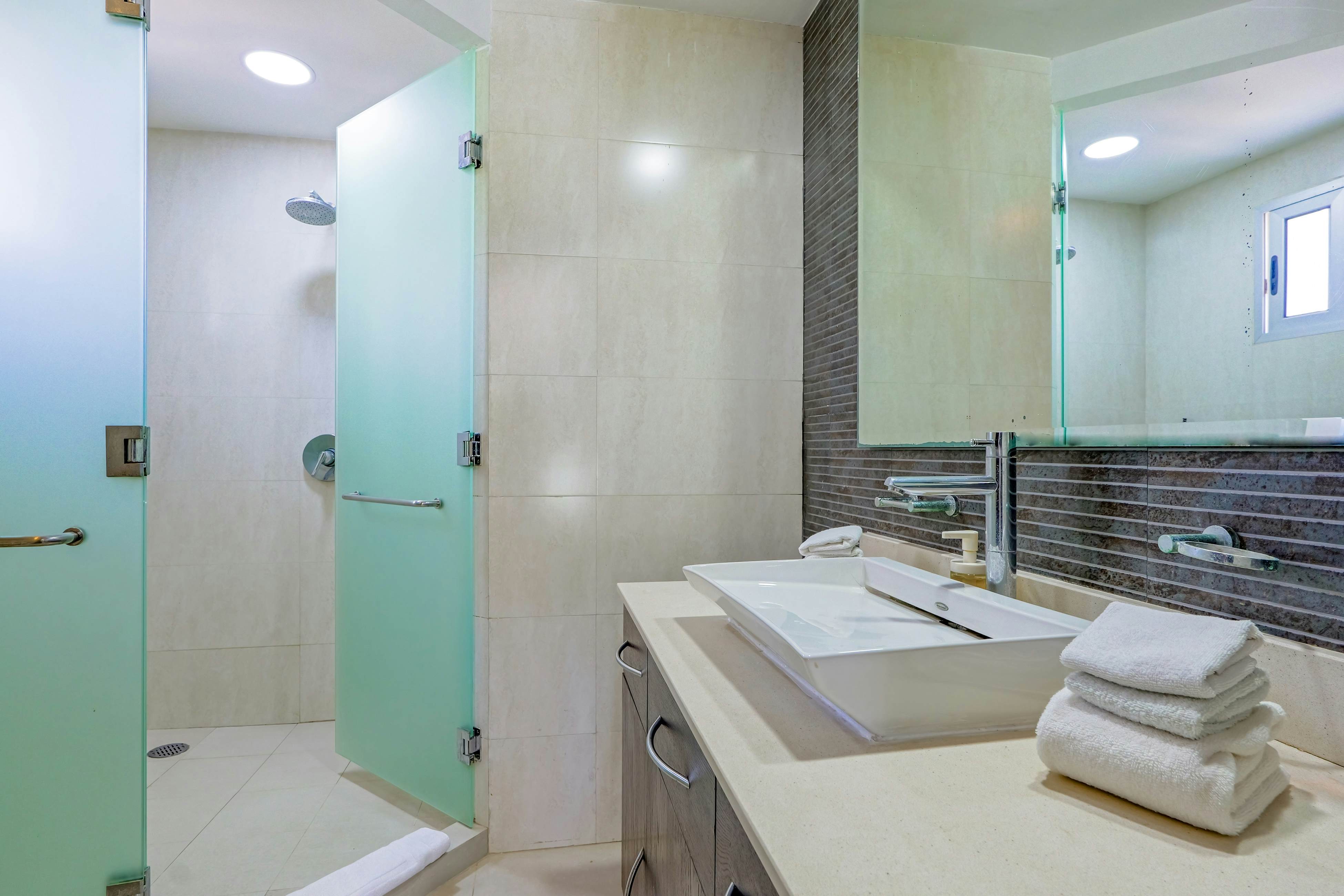 Seaside Serenity Retreat at Mareazul Norte