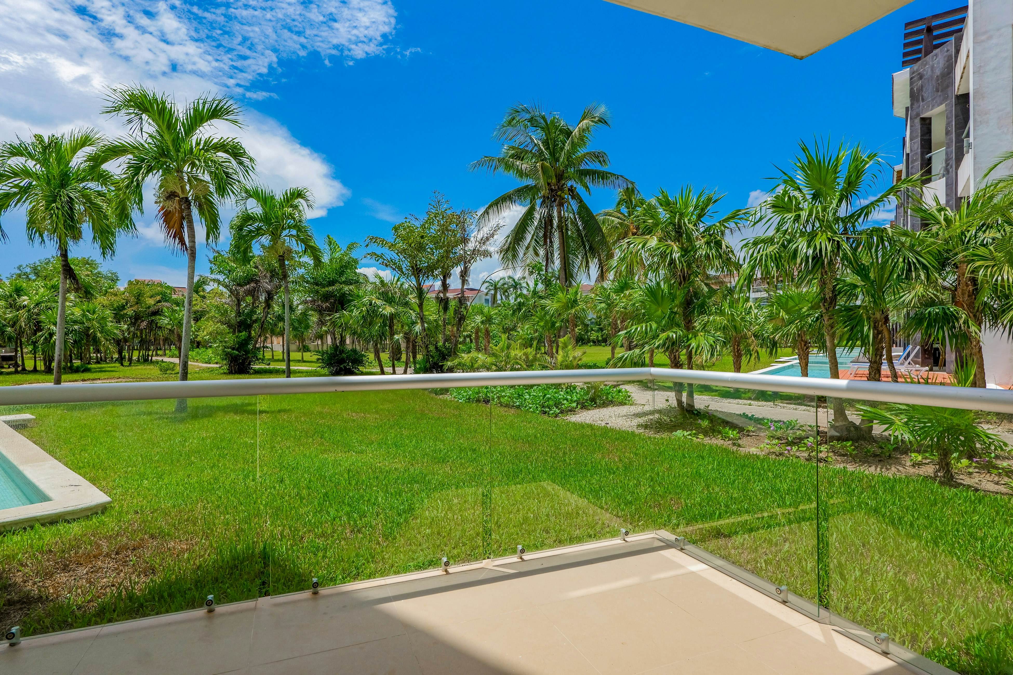 Seaside Serenity Retreat at Mareazul Norte