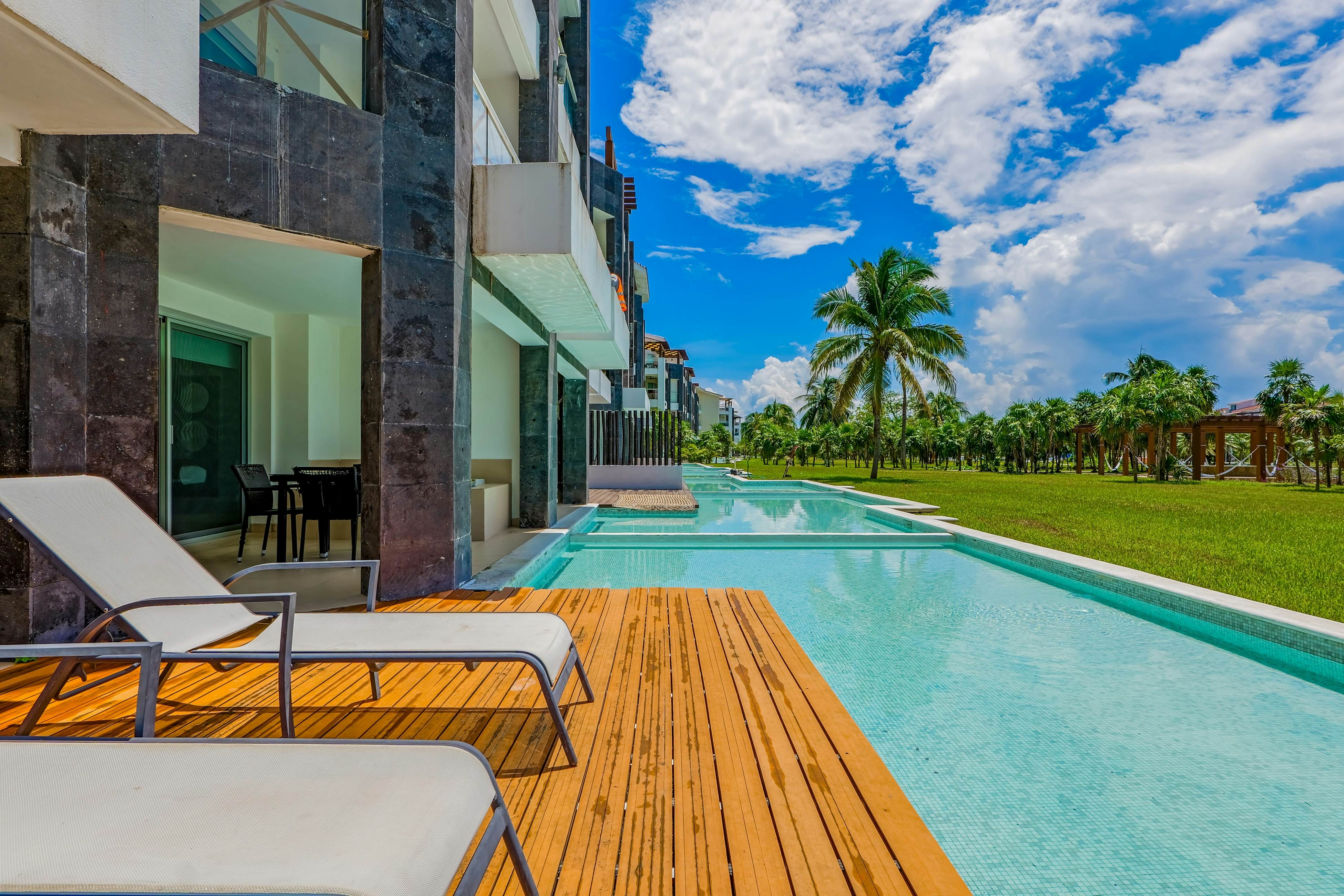 Seaside Serenity Retreat at Mareazul Norte