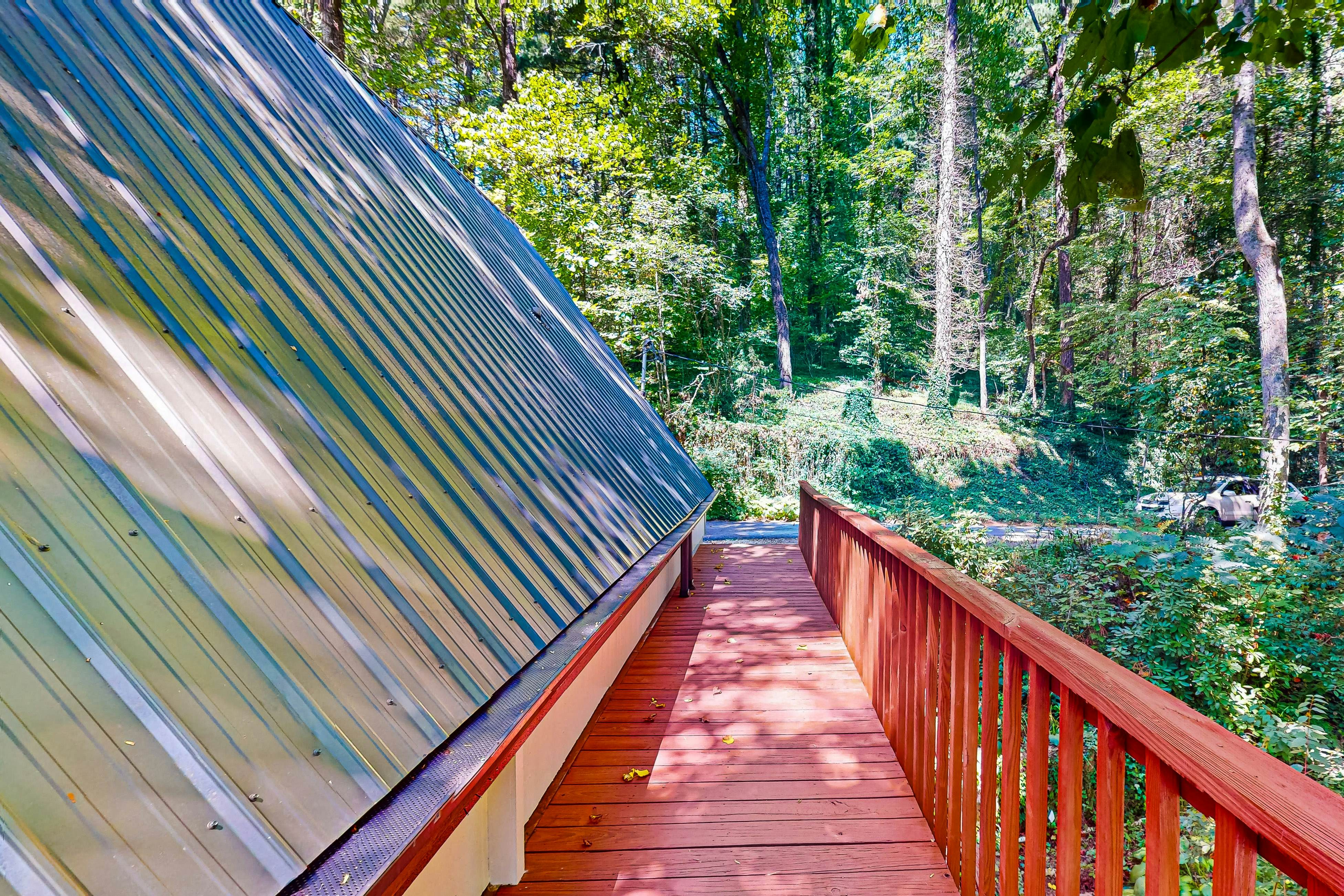 Chalet at Peek's Creek