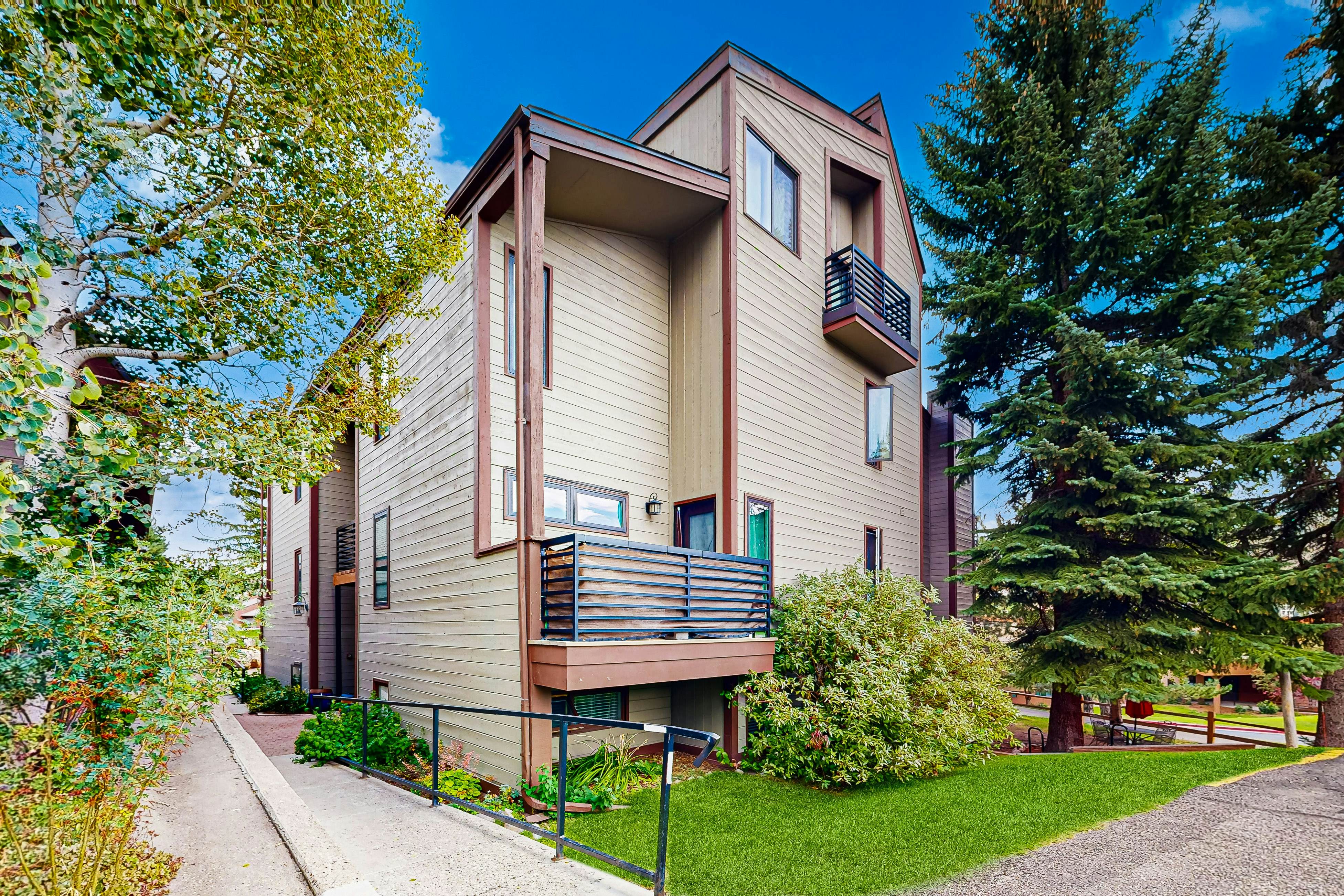 hidden image preload