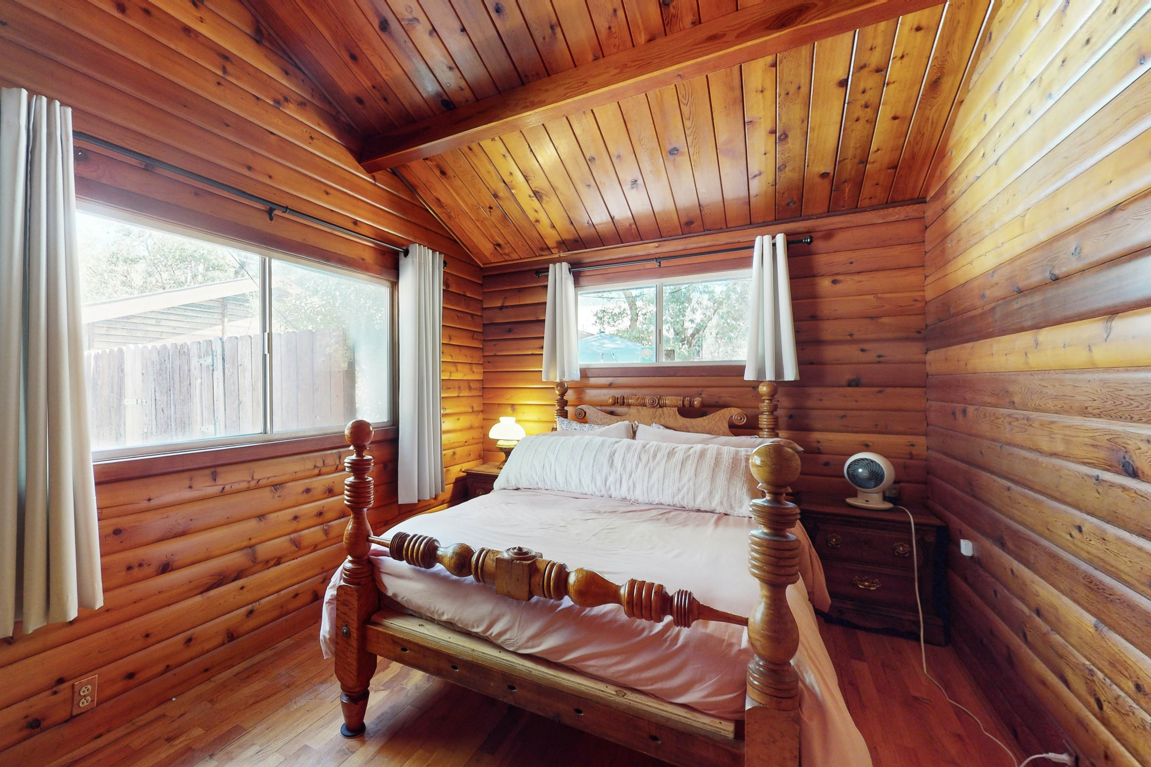 Log Cabin on the River 