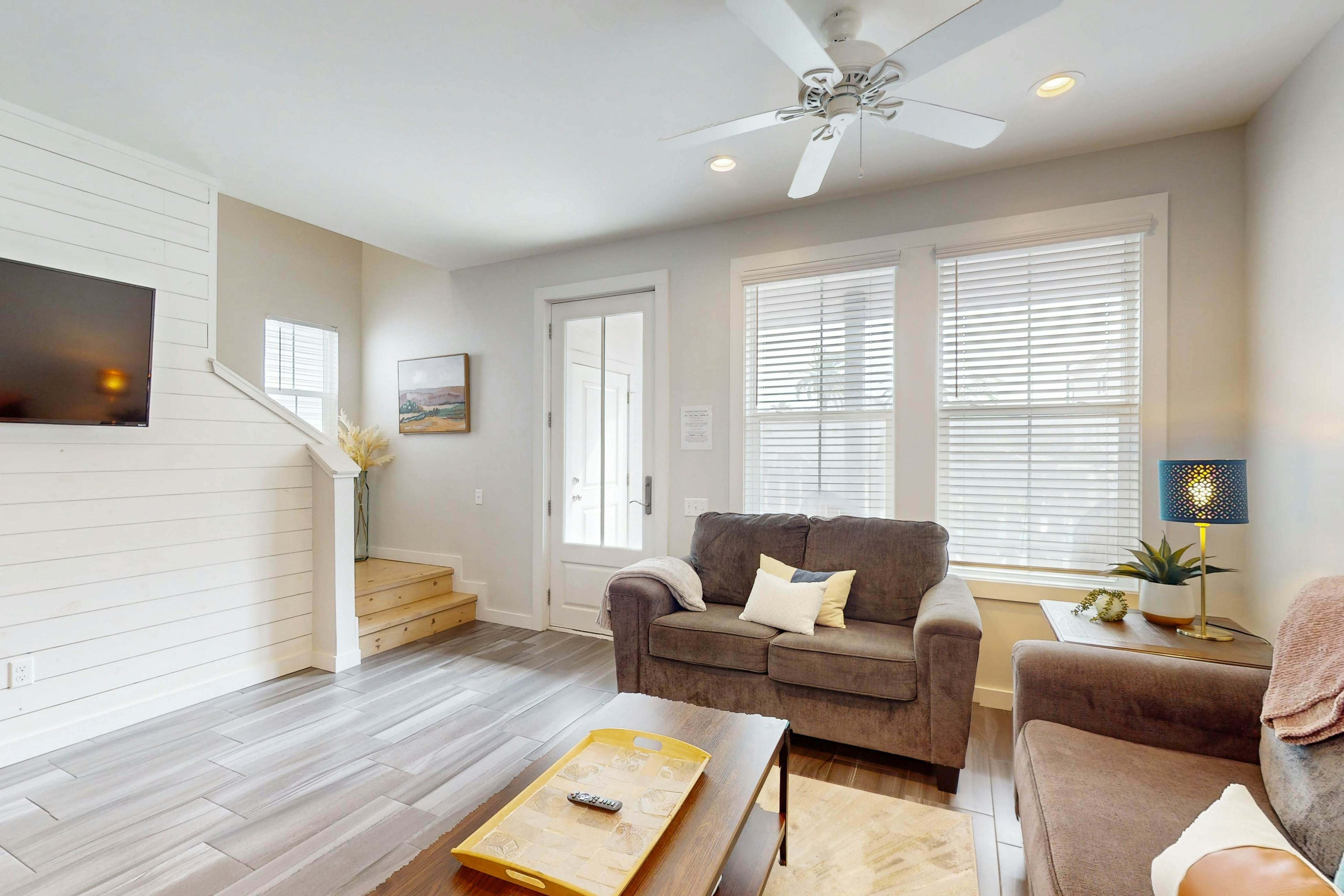 Beach Bummz Bungalow 