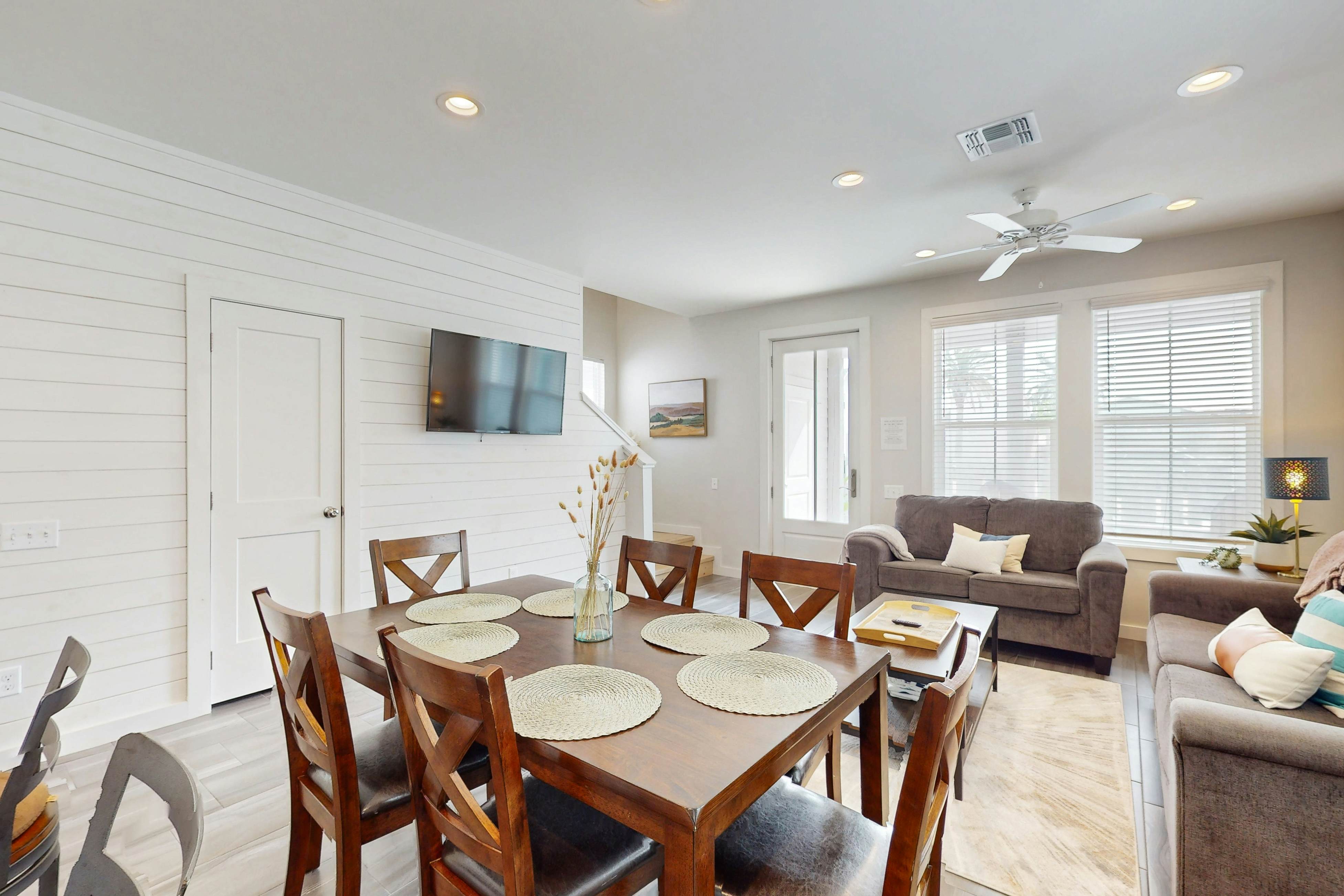 Beach Bummz Bungalow 