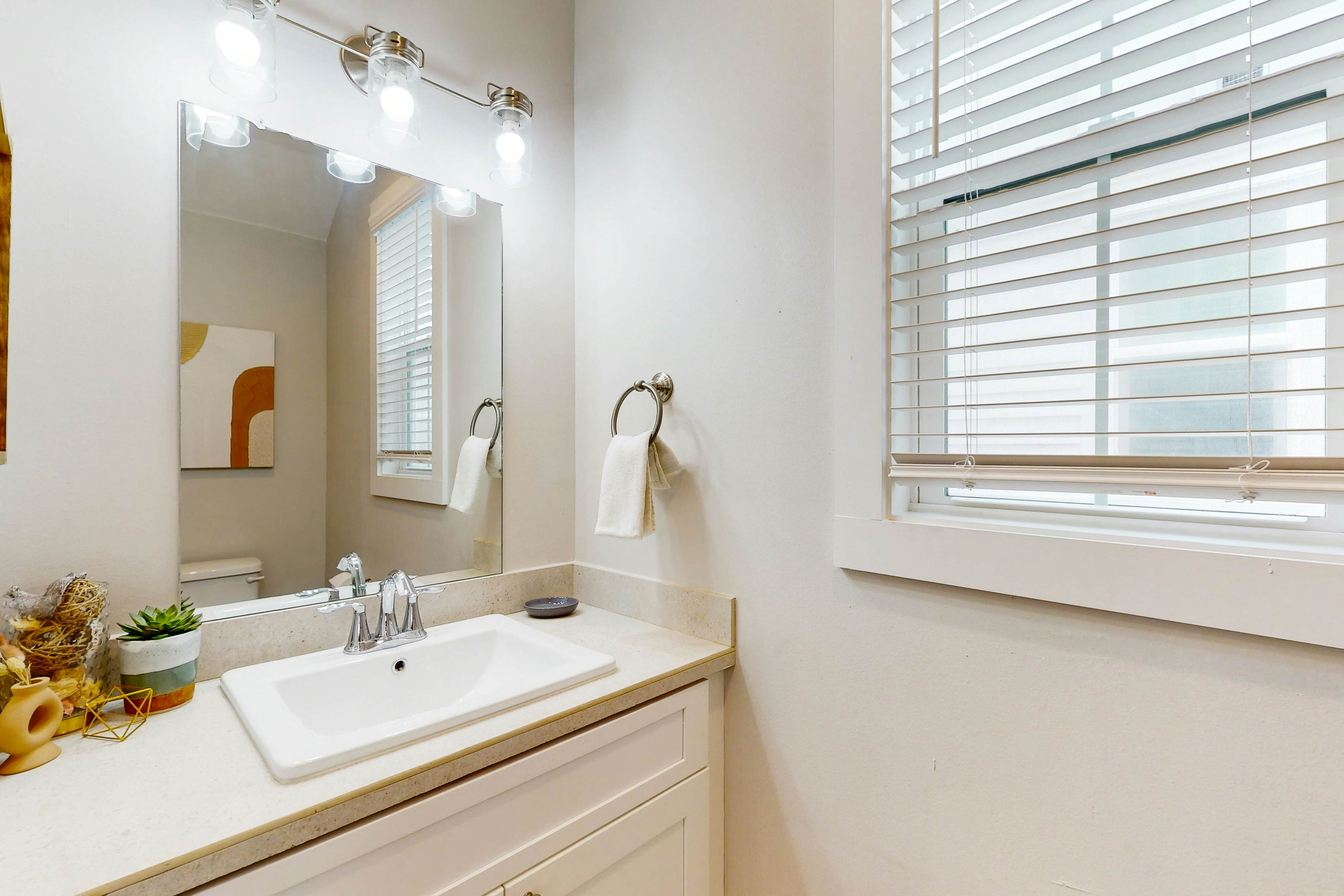 Beach Bummz Bungalow 