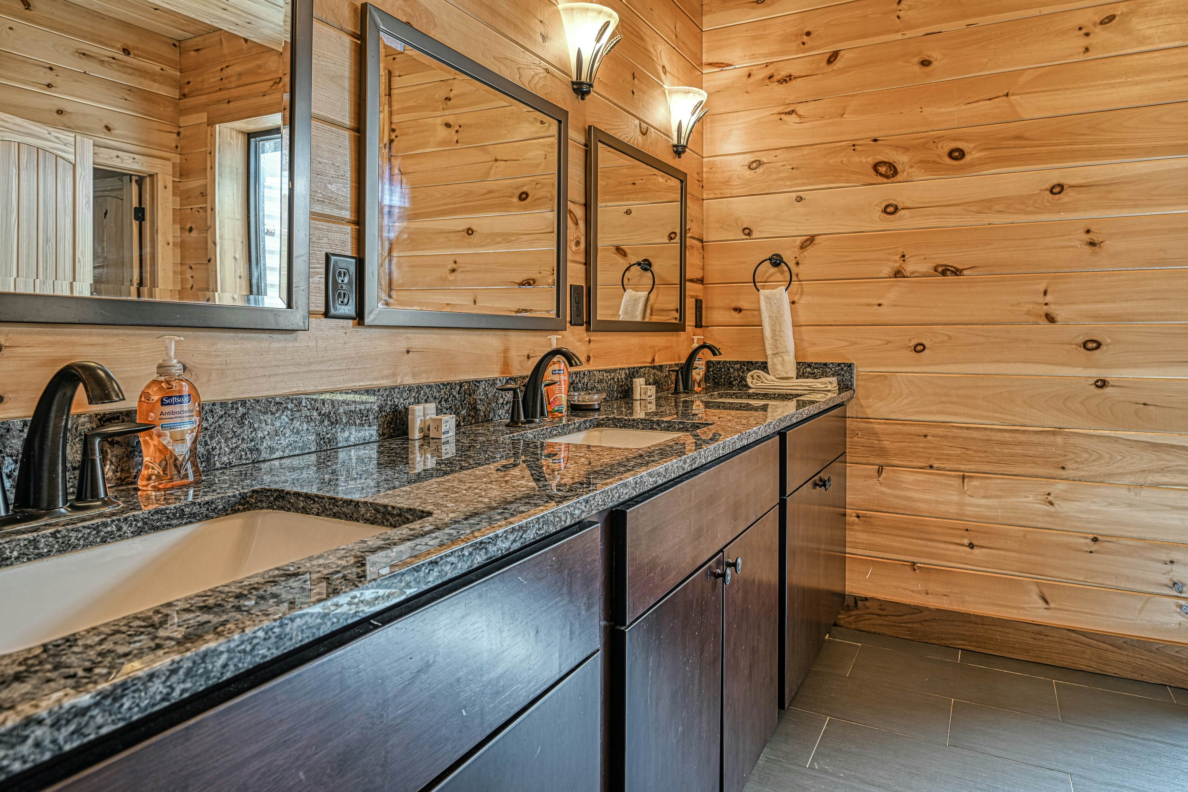 Lakefront Loggin' Off