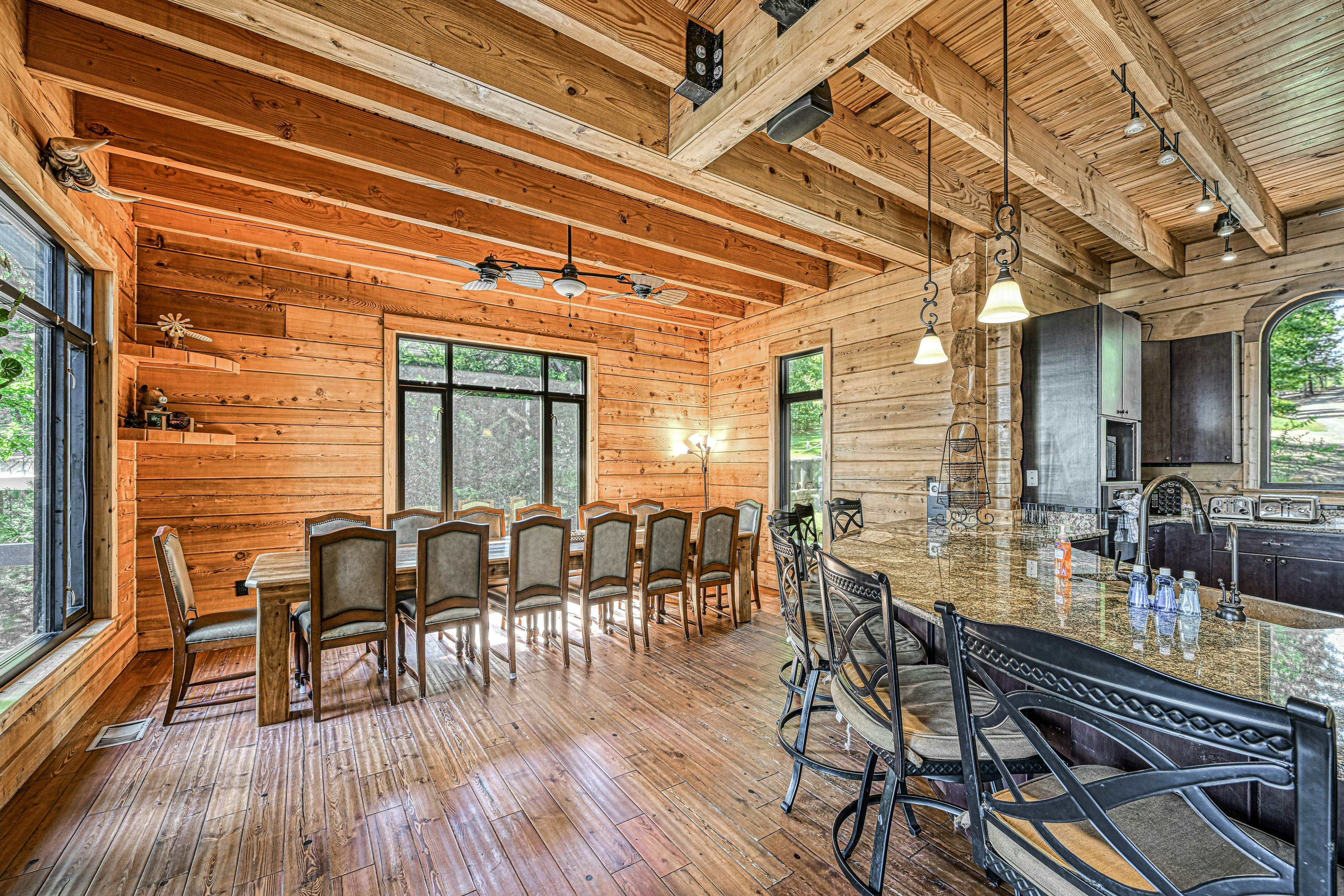 Lakefront Loggin' Off