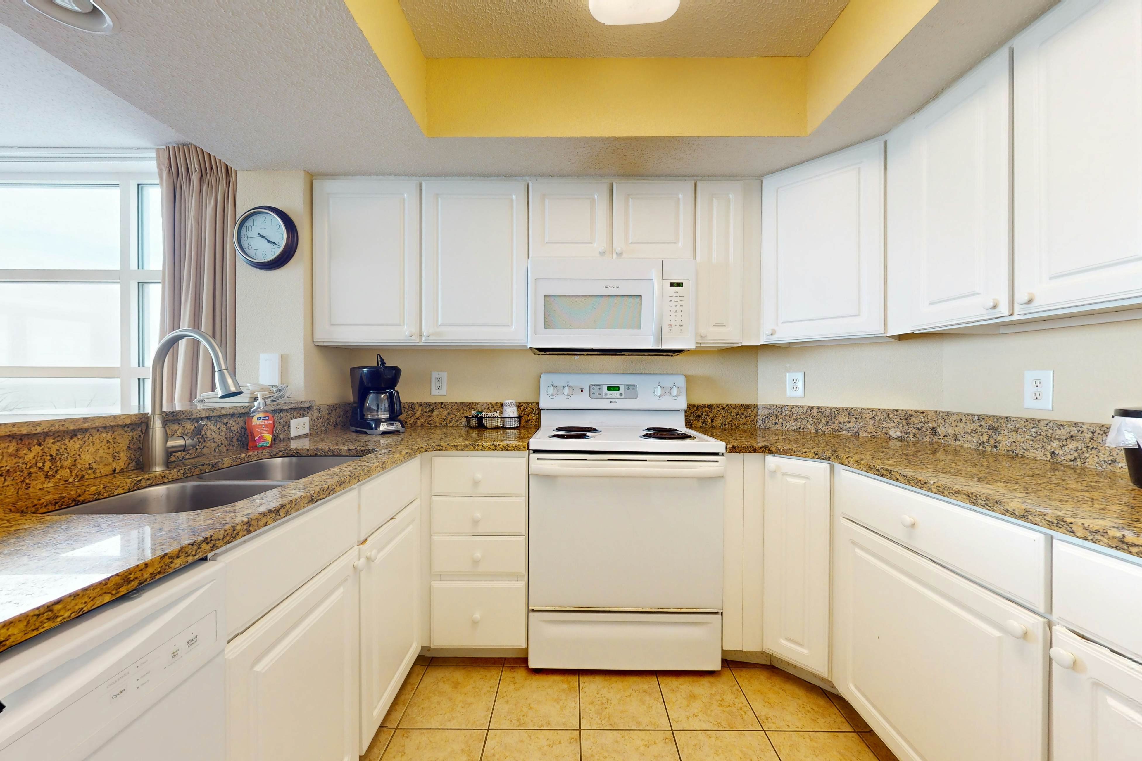 Carolinian Beach Resort 0233