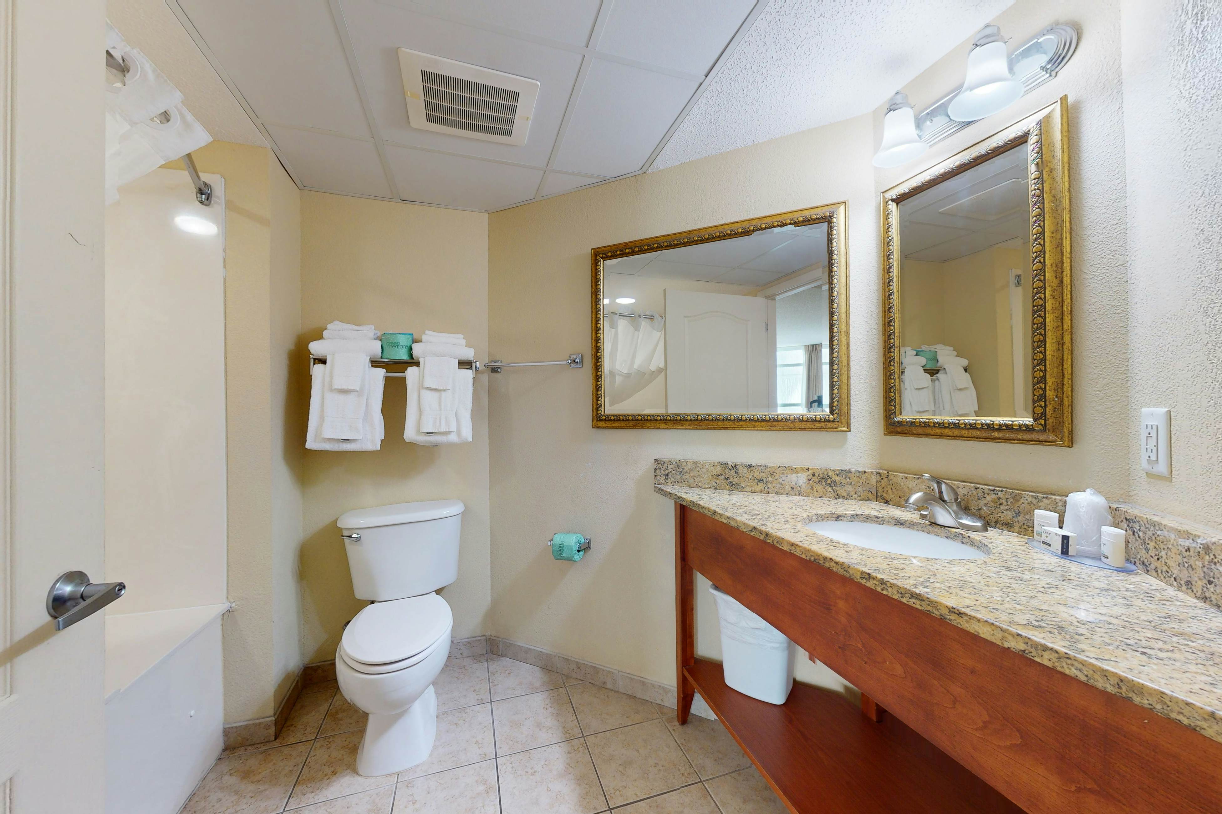 Carolinian Beach Resort 0233