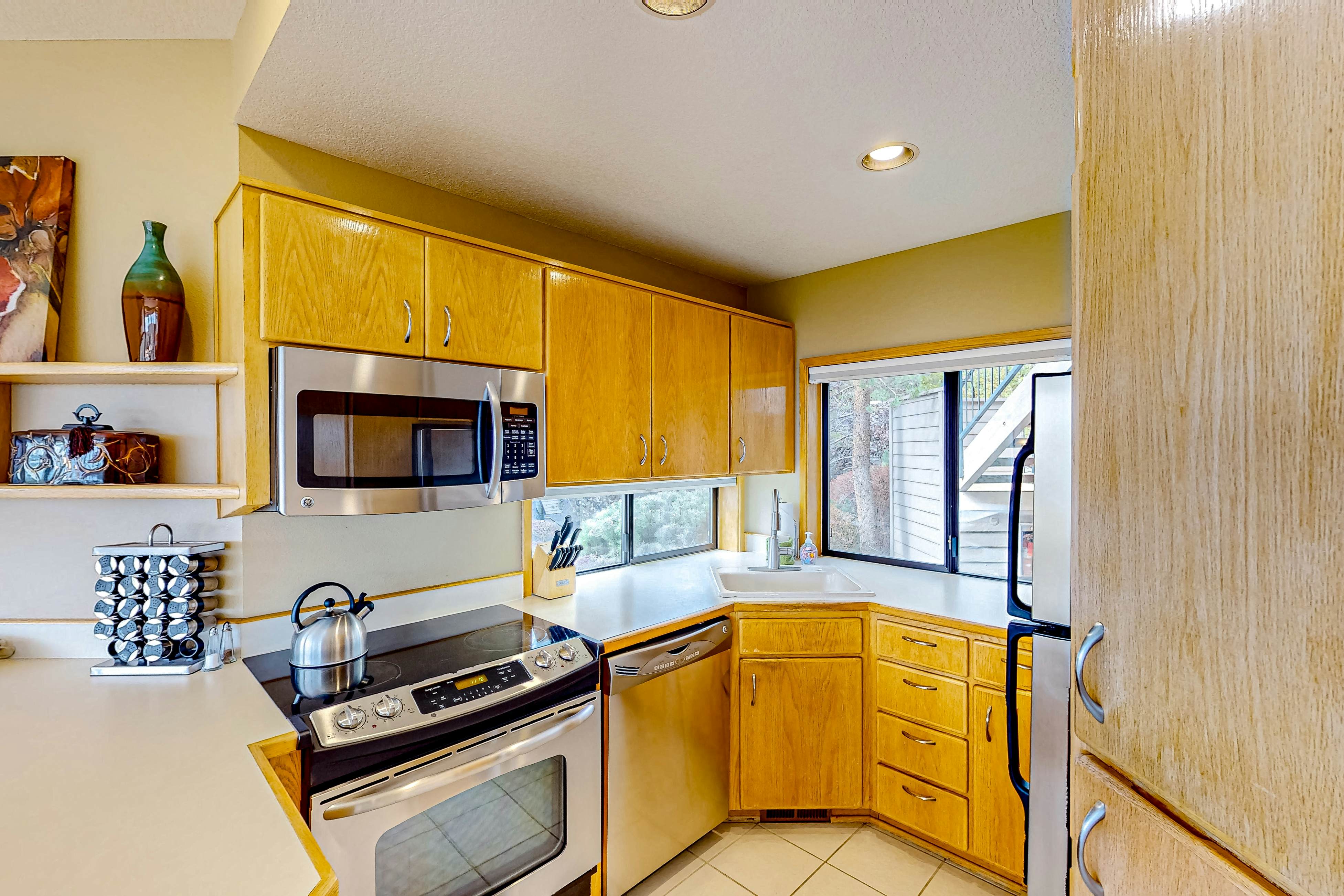 River Ridge 321A - Mount Bachelor Village Resort