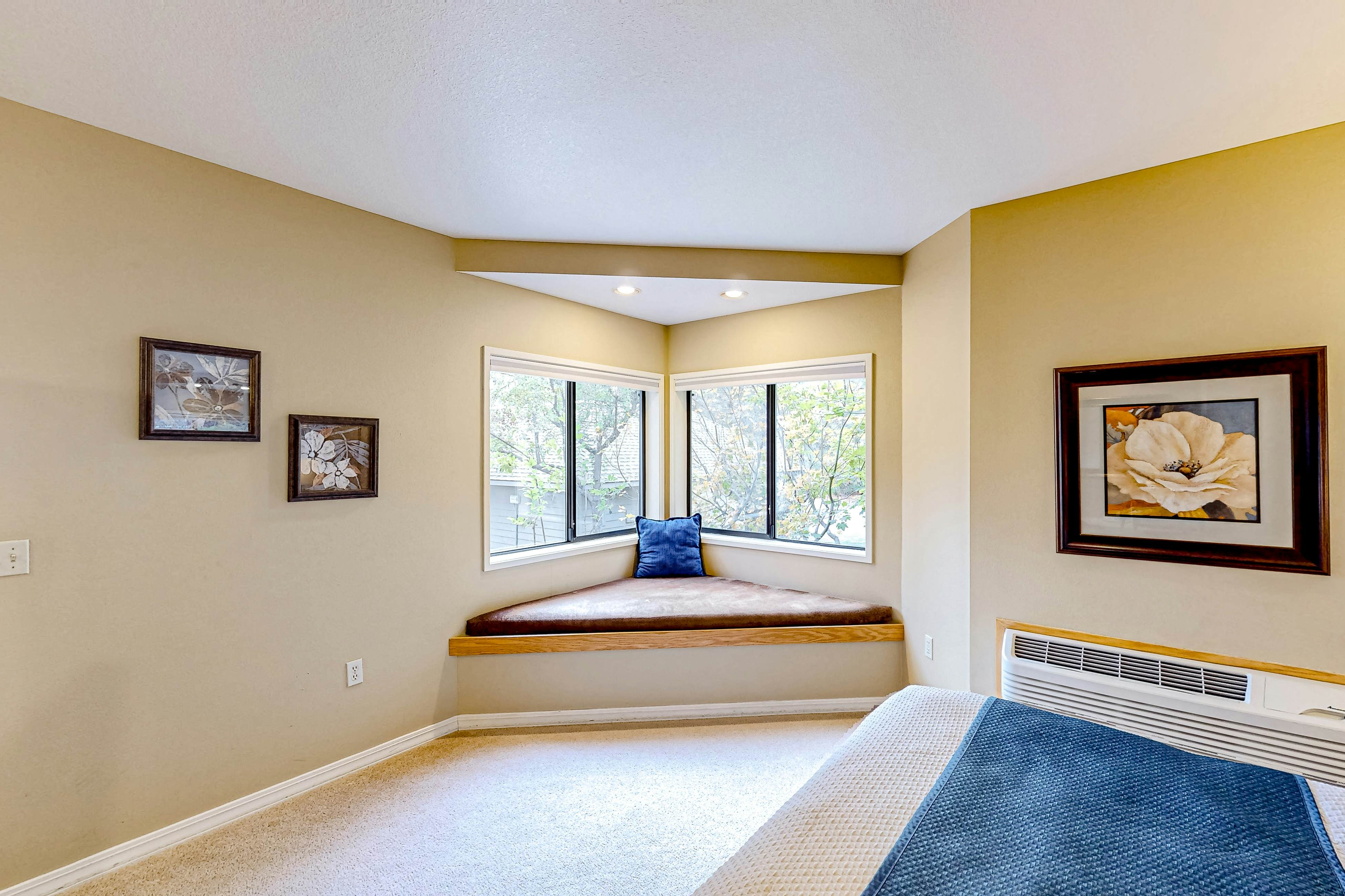 River Ridge 321B - Mount Bachelor Village Resort