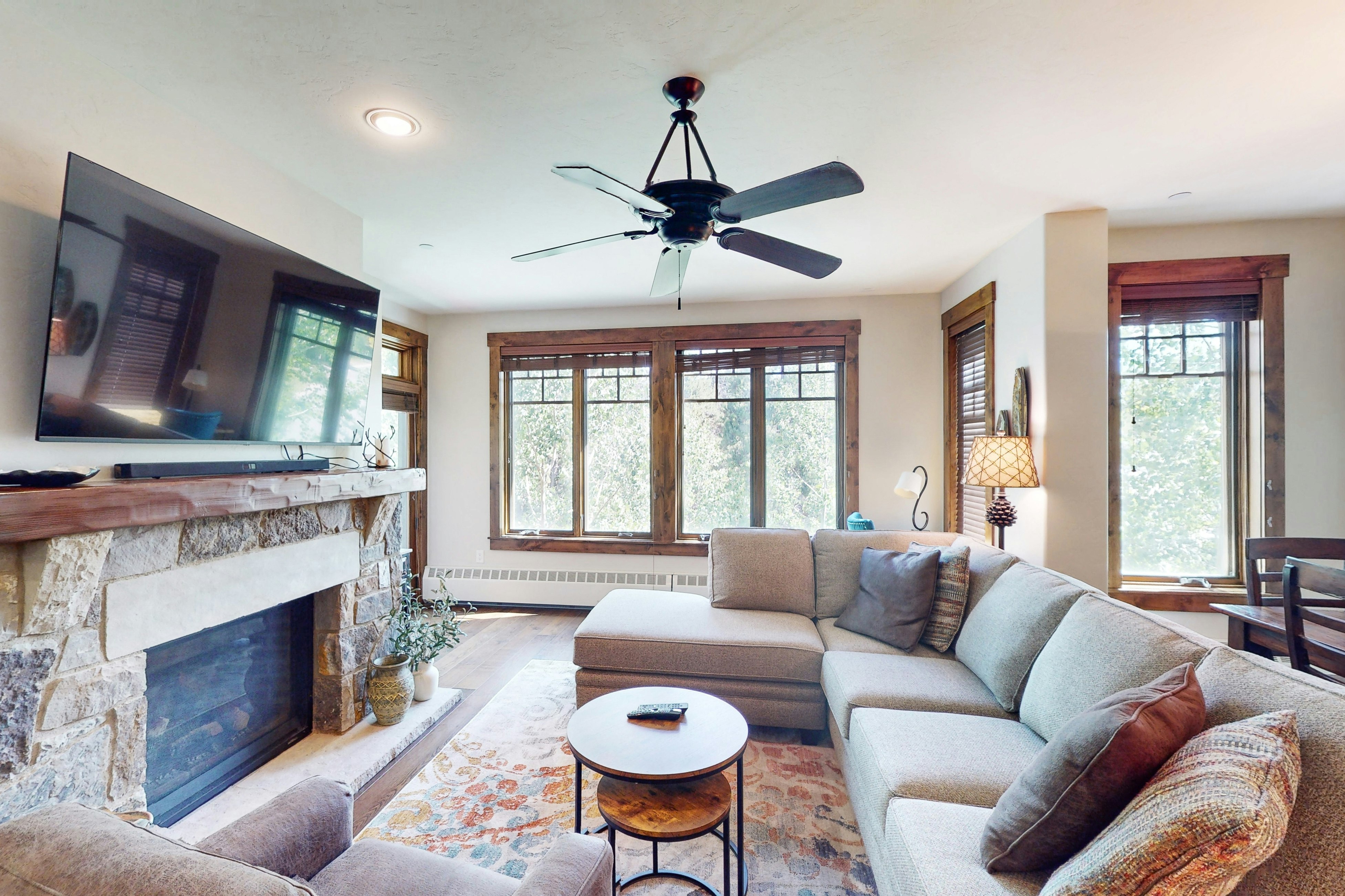 Water House On Main Street #5308