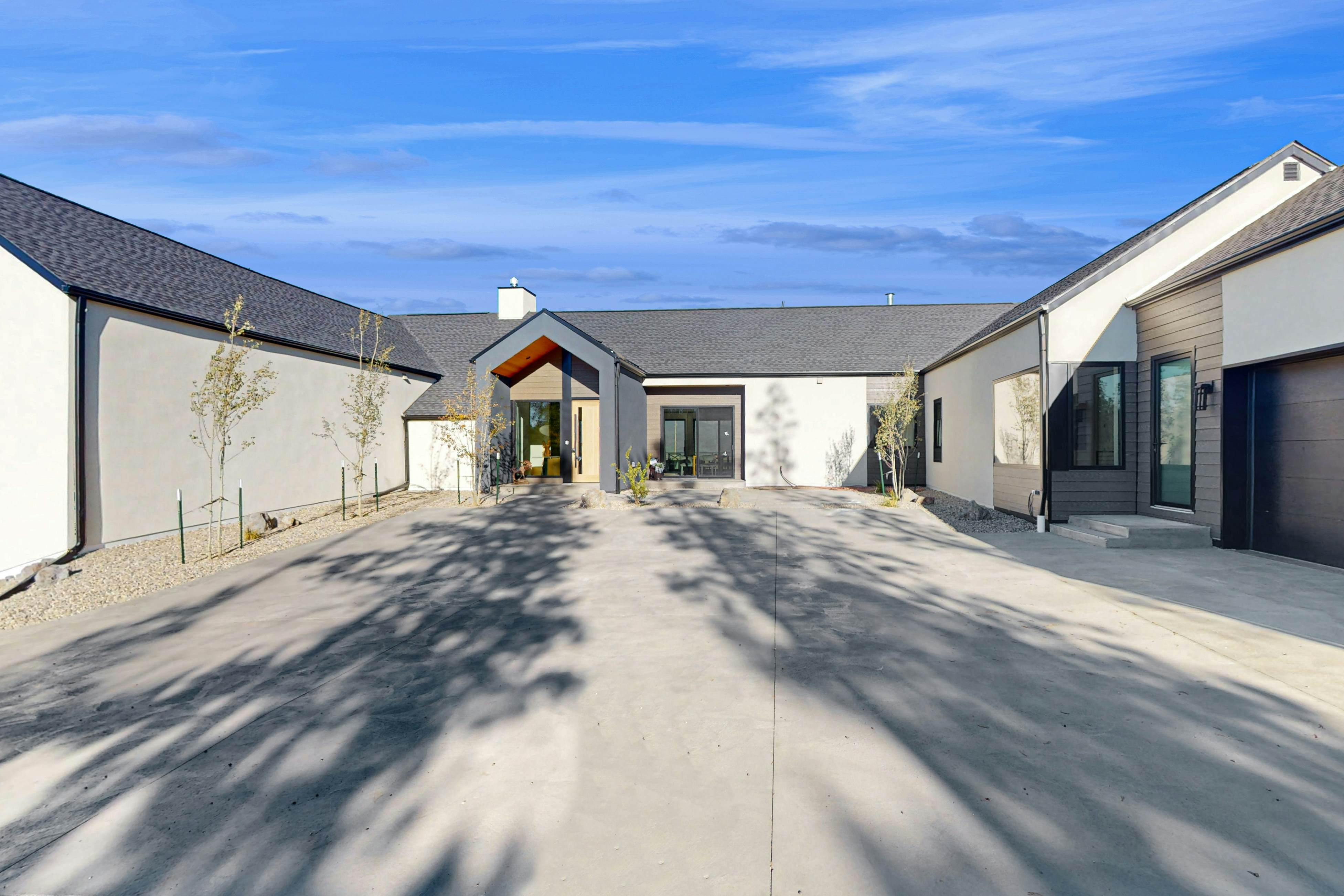 Valley View Retreat Main House