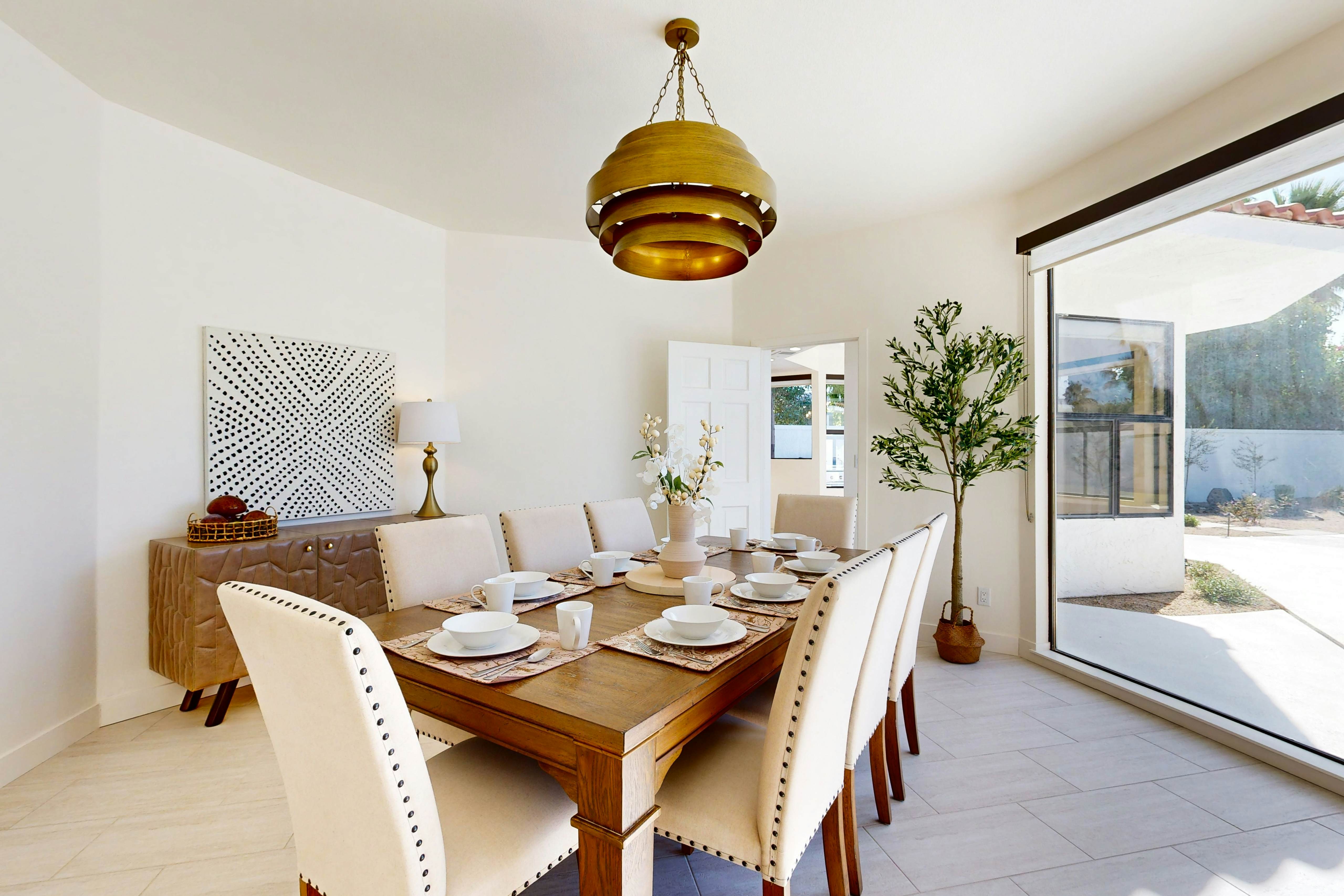 Escape to Paradise Valley 