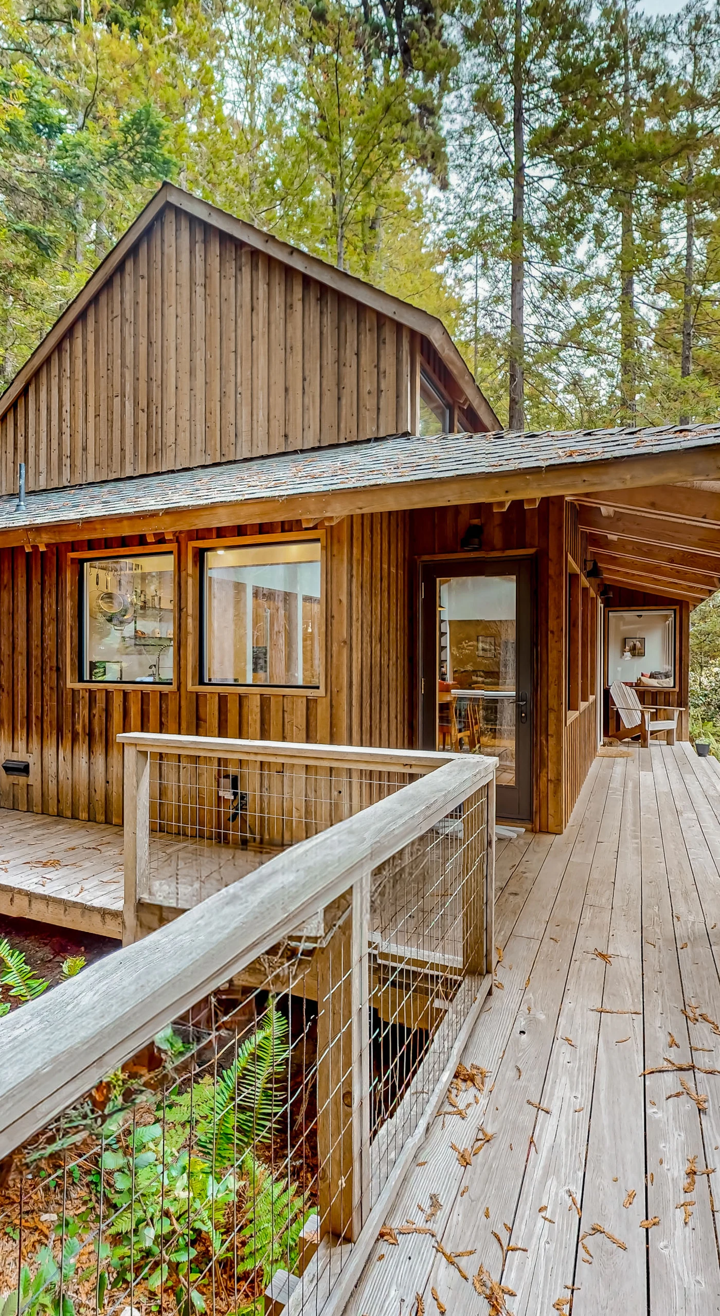 Your woodland escape awaits, with a charming exterior that blends seamlessly into the beautiful natural surroundings.