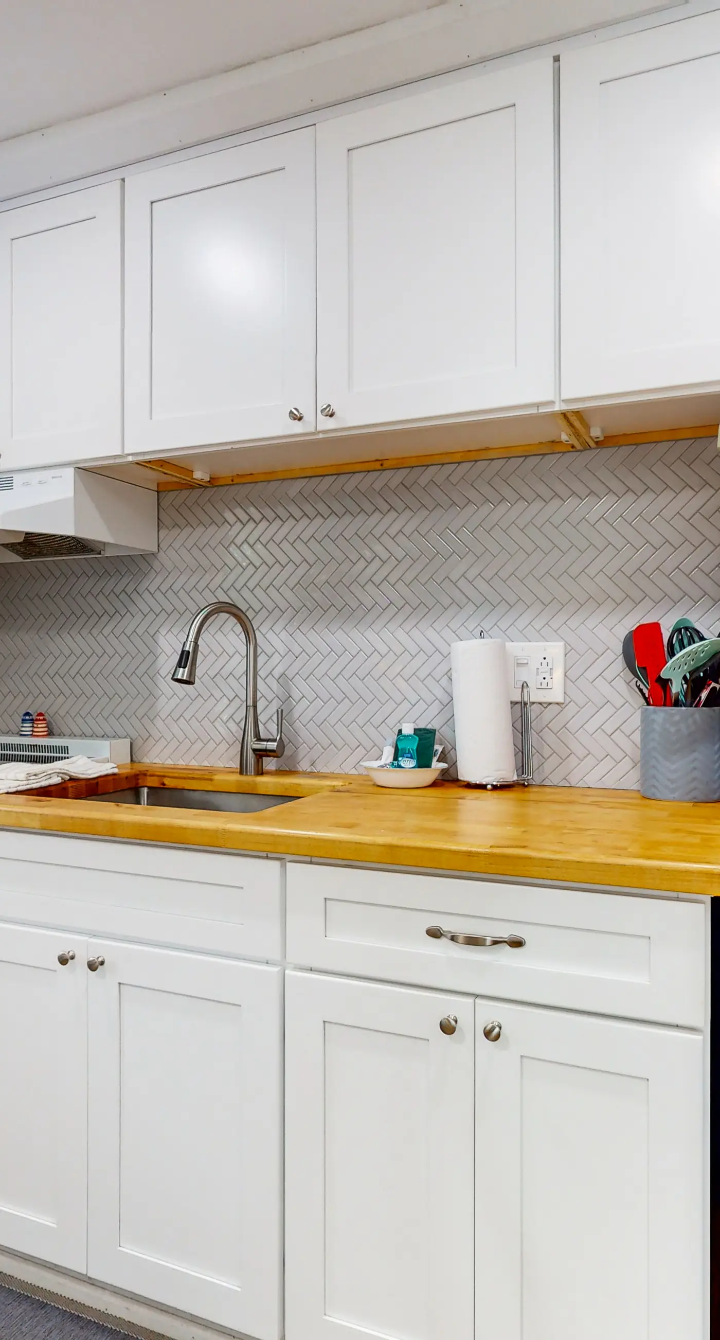 Sea Street Moonlight