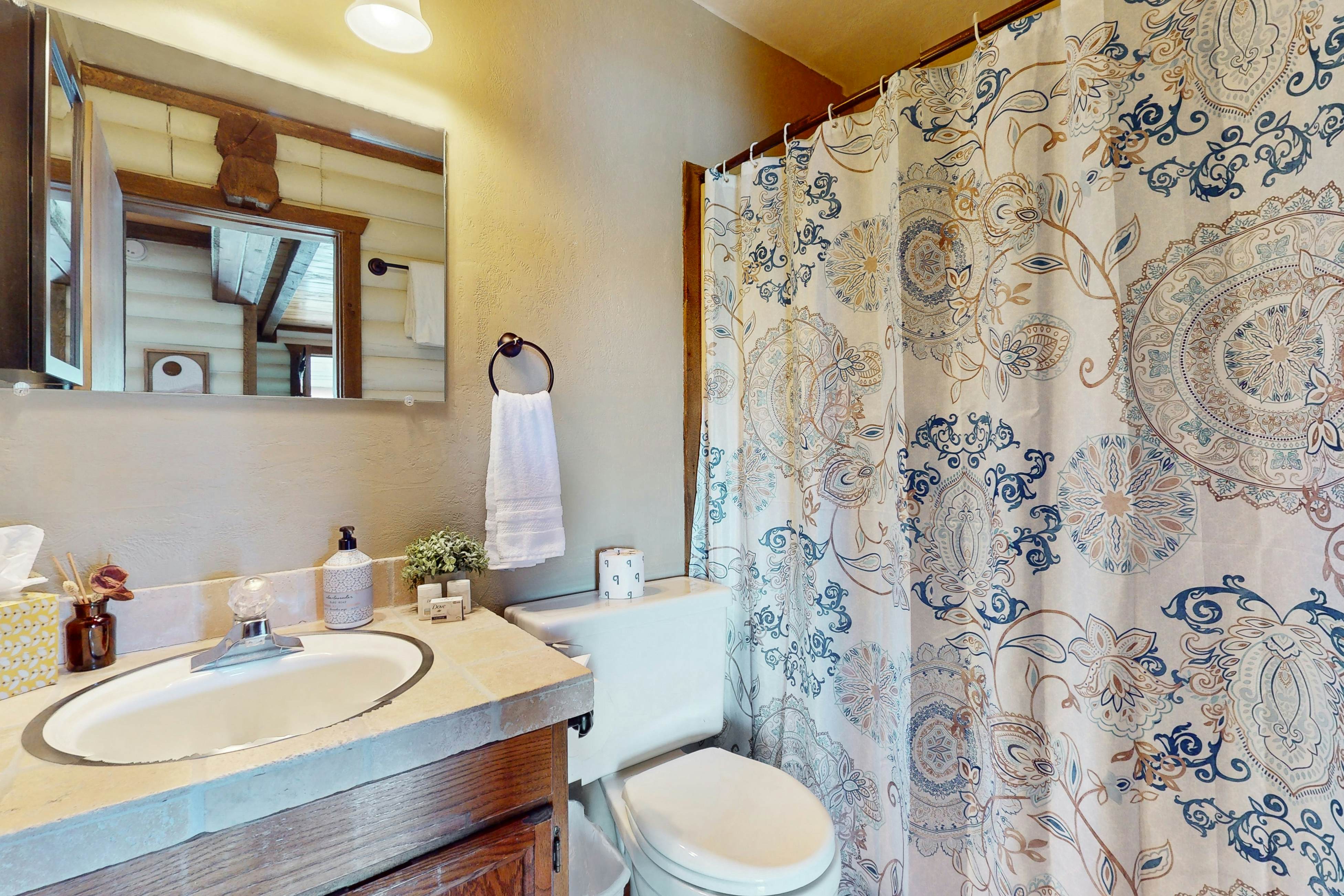 Whispering Pines Lakehouse