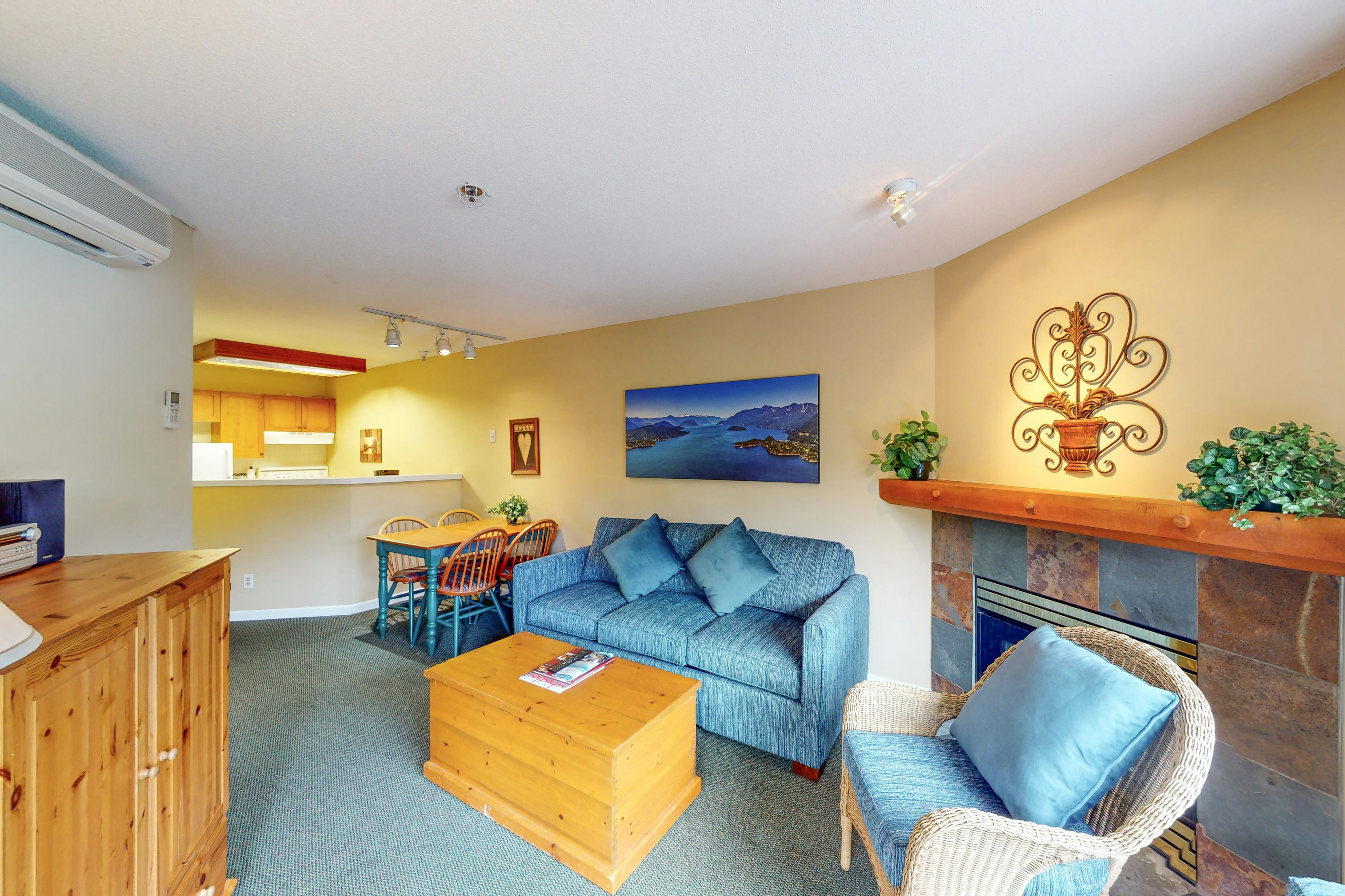 Marketplace Lodge 327