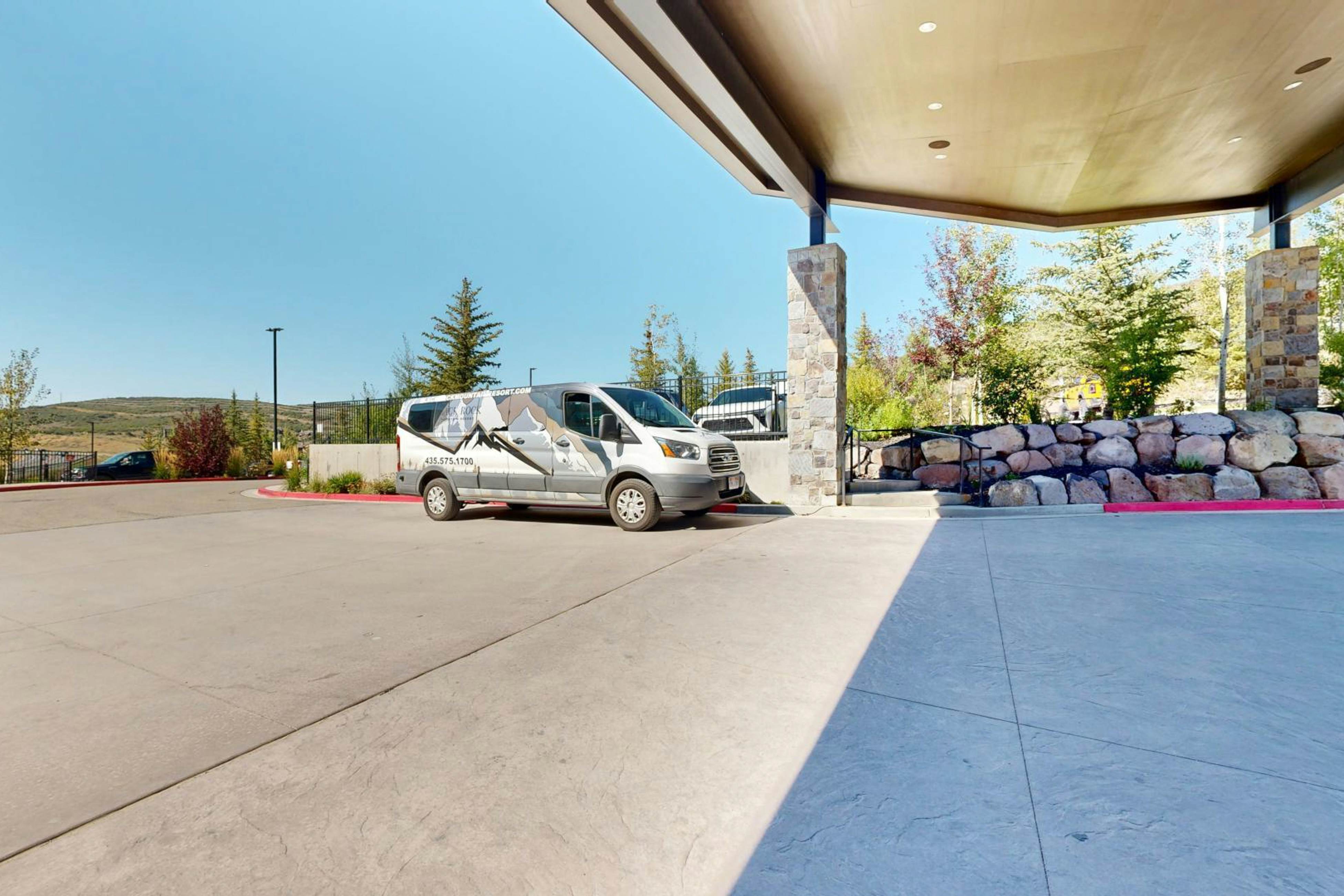 418B - Black Rock Mountain Resort