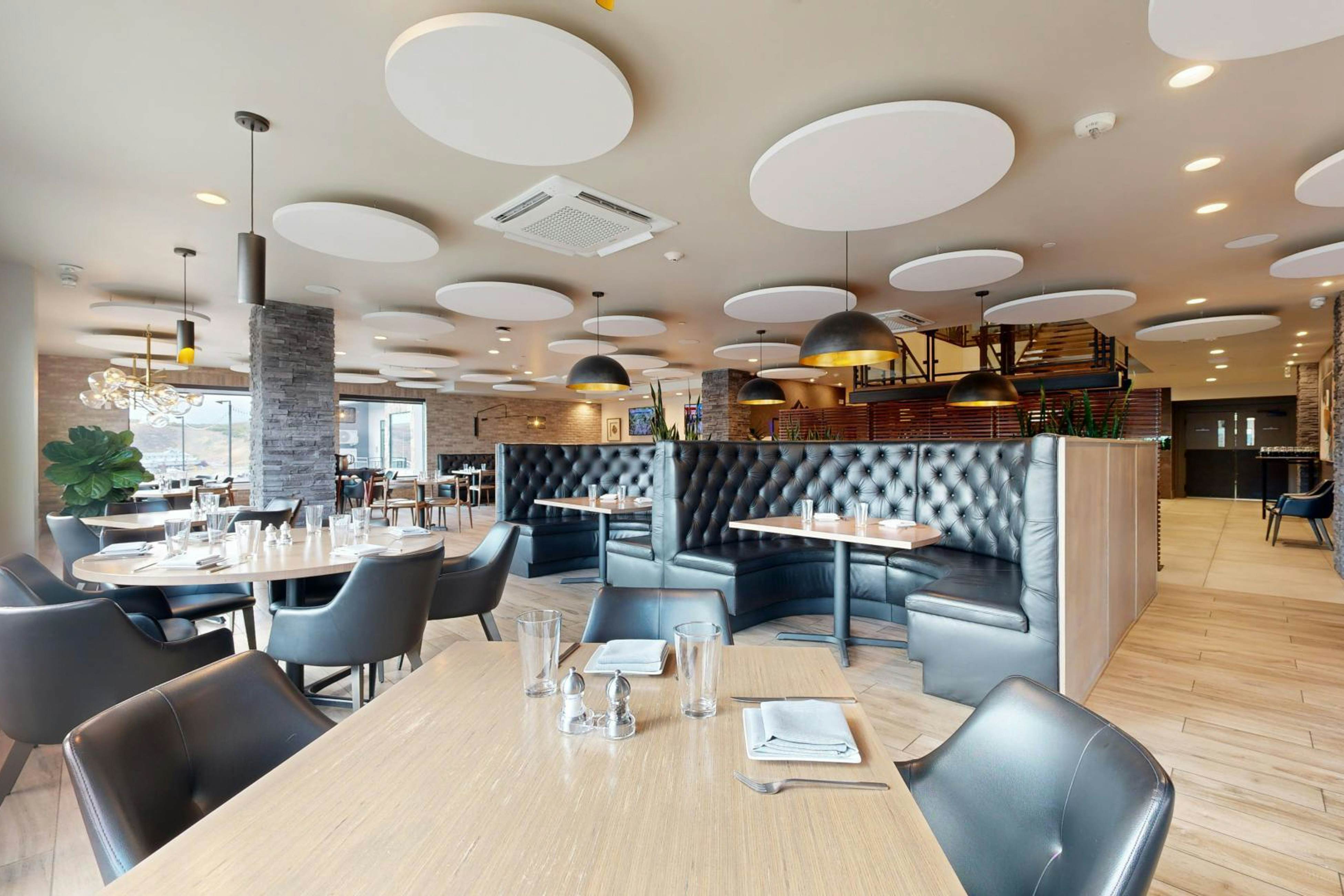 301AB - Black Rock Mountain Resort