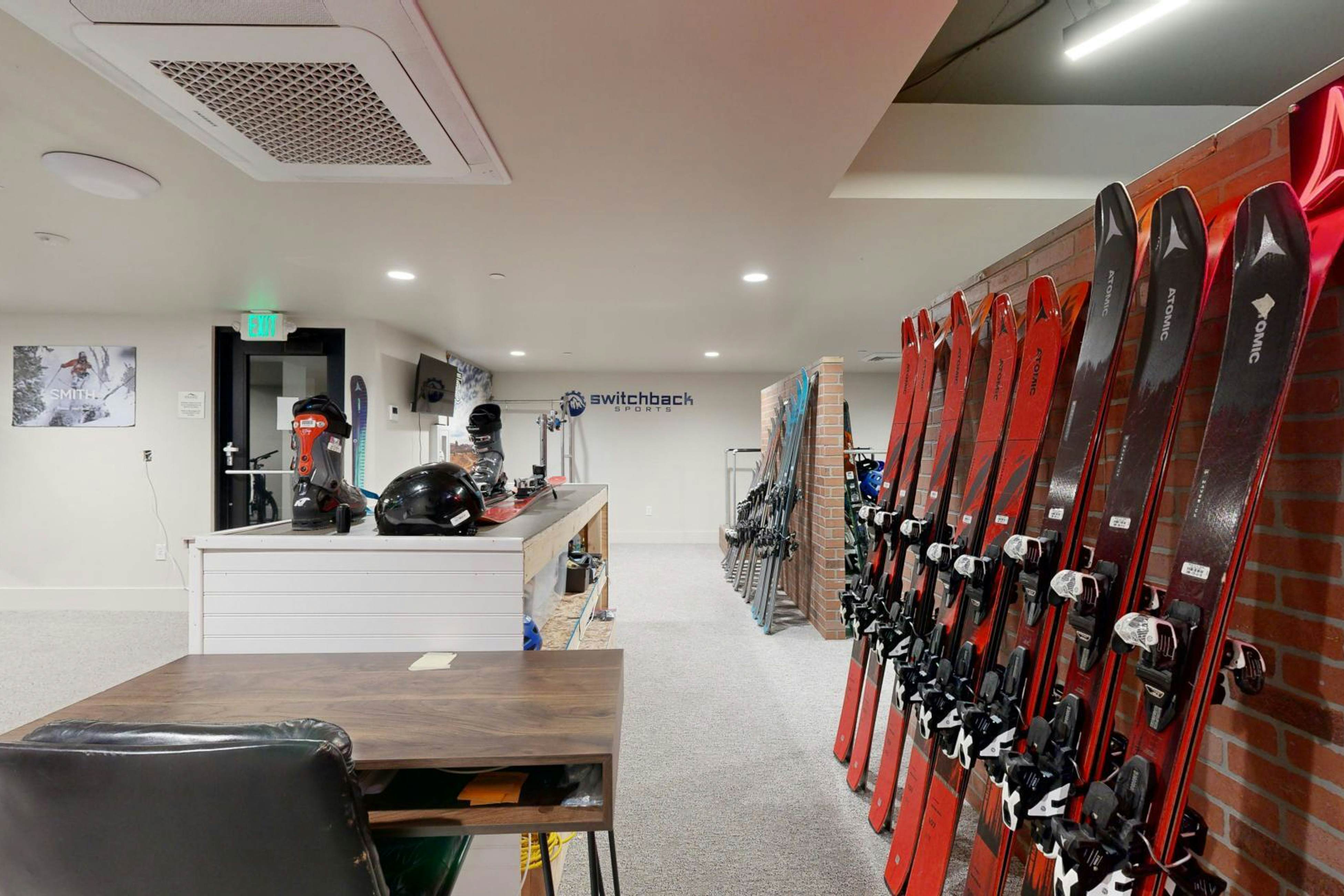 301B - Black Rock Mountain Resort