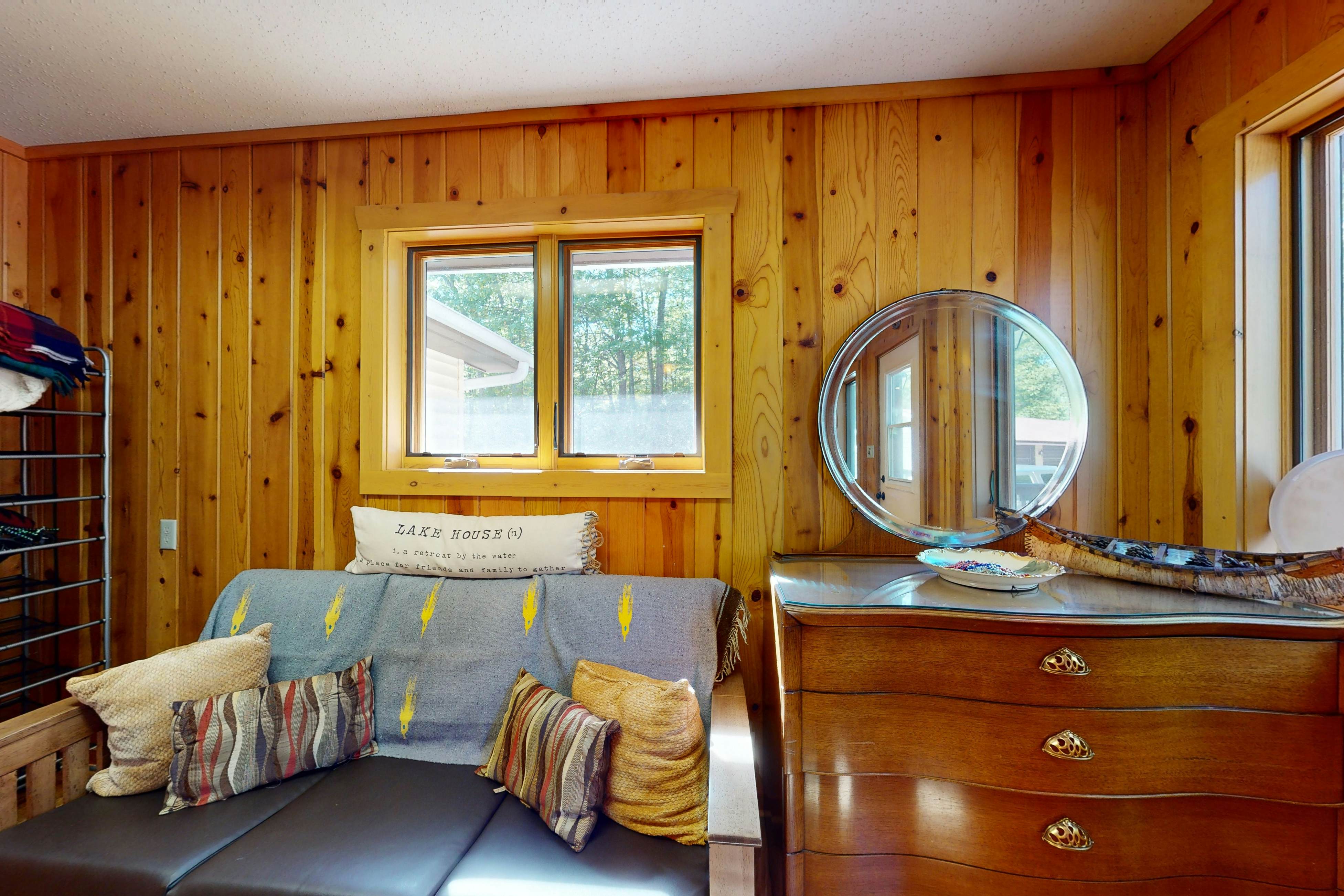 Soaring Pines Lakeside