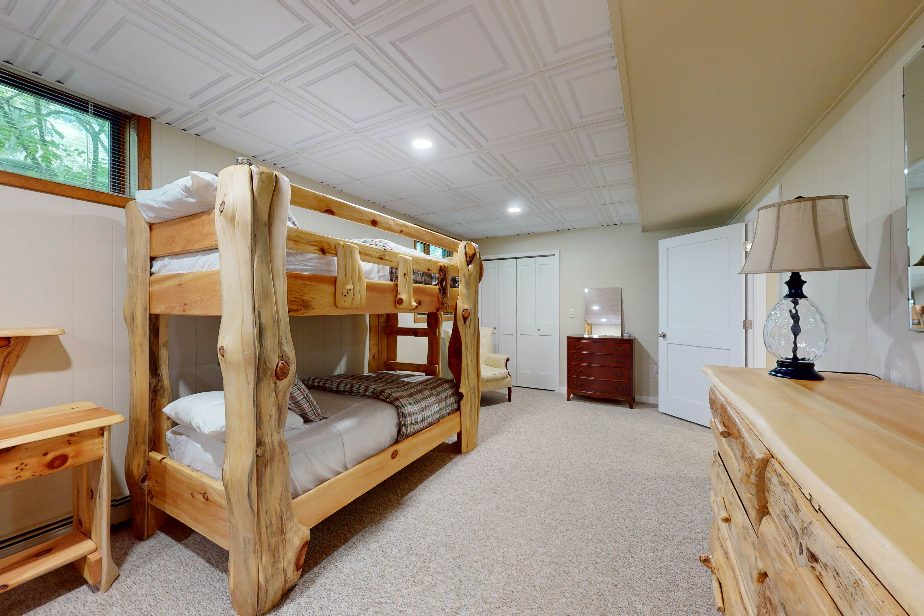 Soaring Pines Lakeside