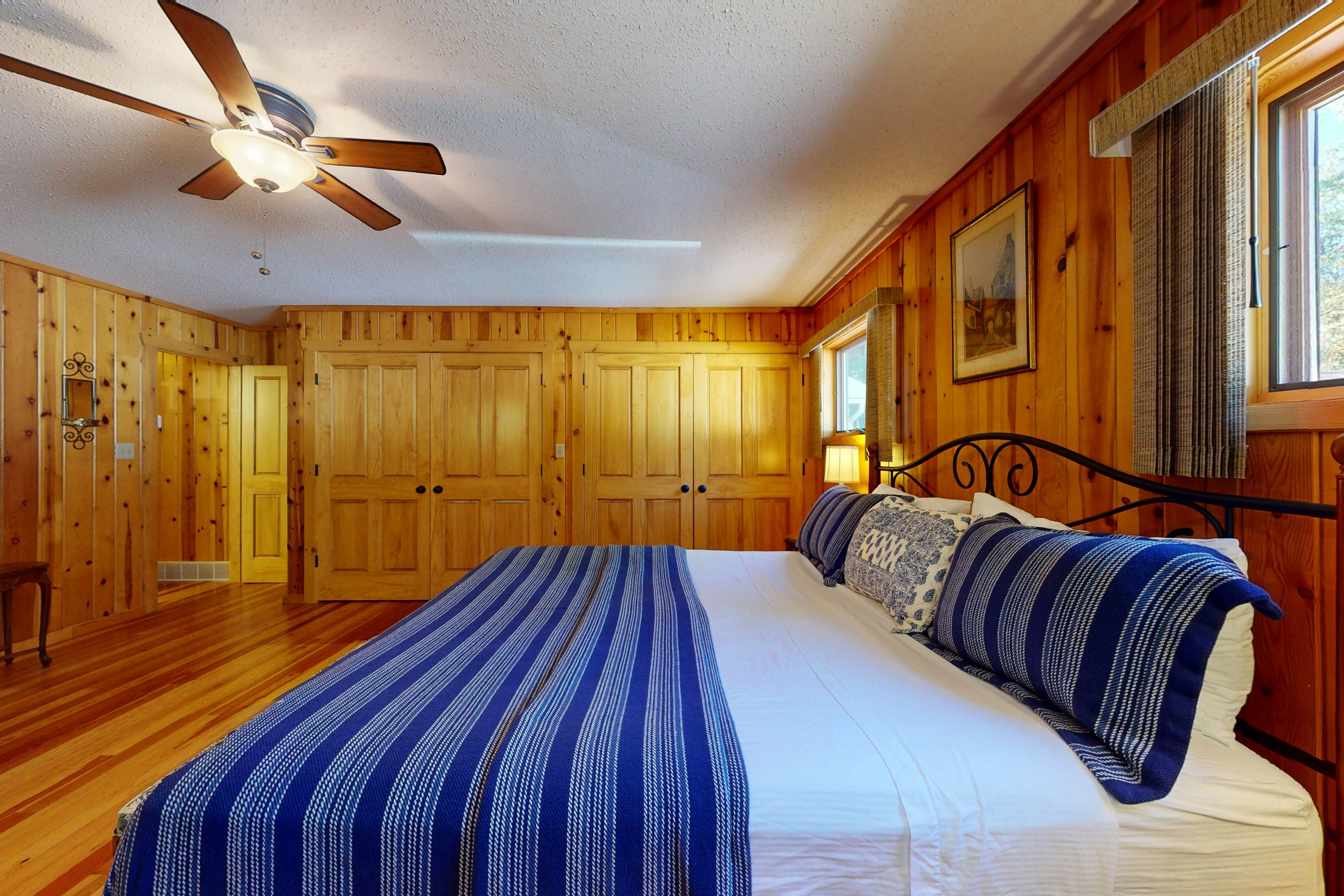 Soaring Pines Lakeside