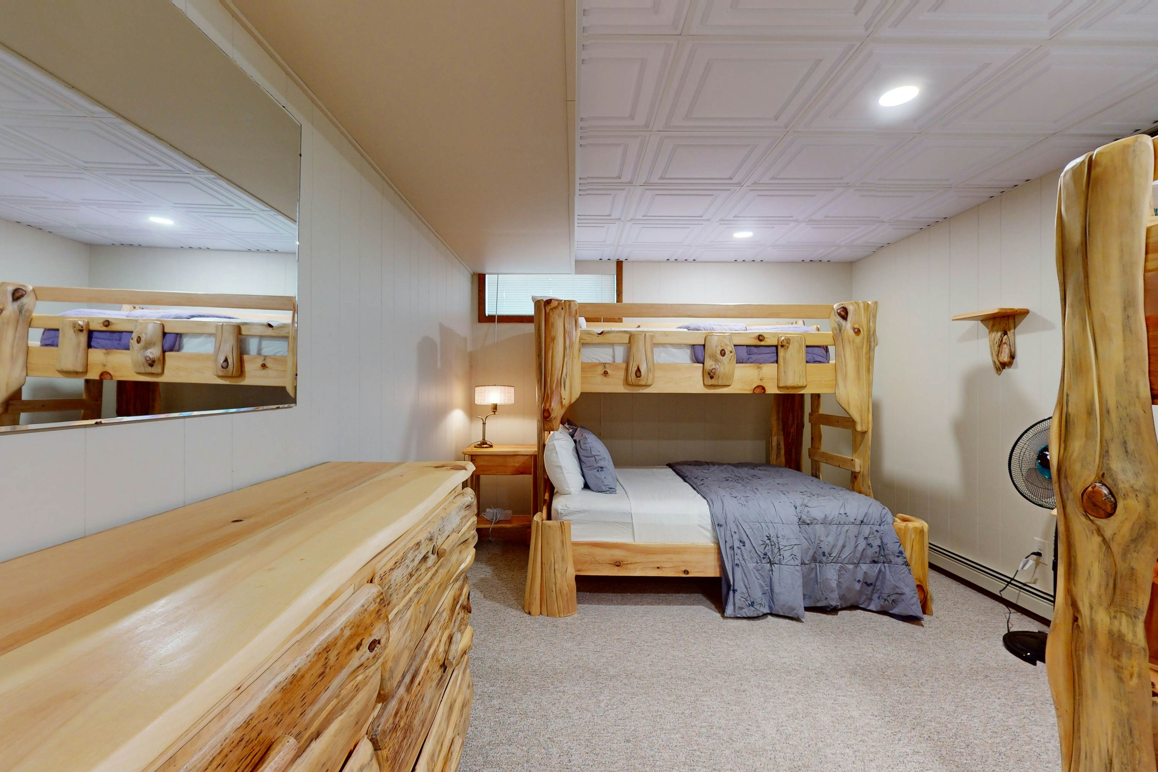 Soaring Pines Lakeside