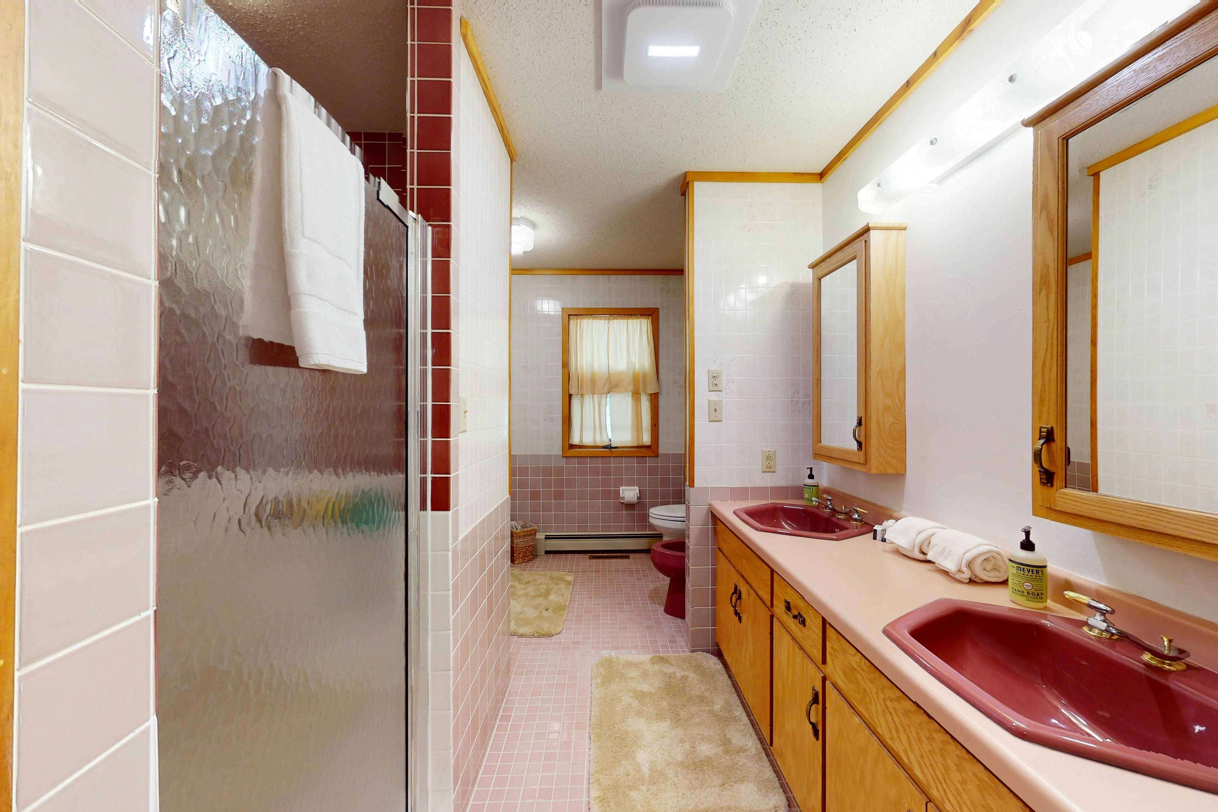 Soaring Pines Lakeside