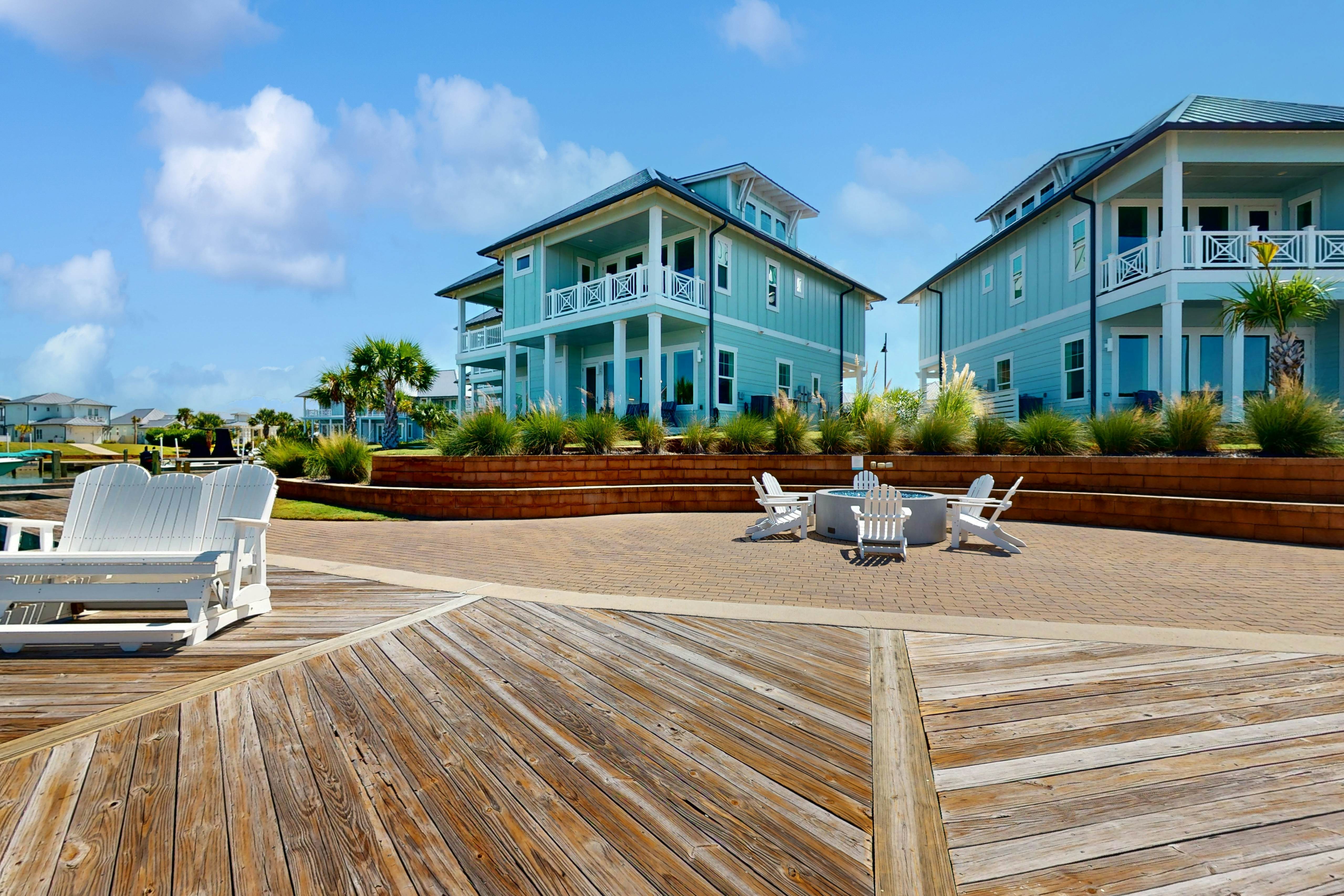 Waterfront Villa on St Charles Bay