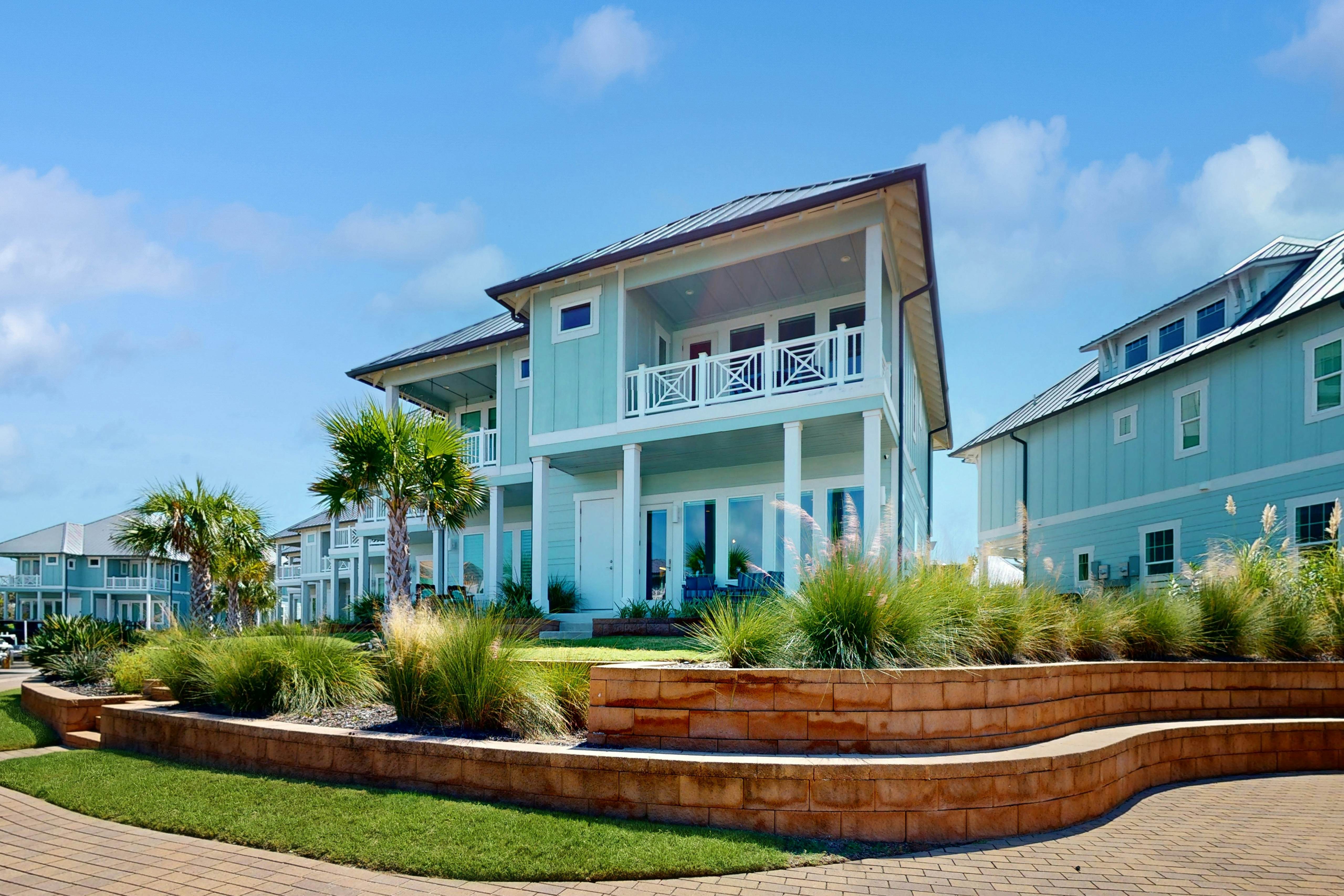 Waterfront Villa on St Charles Bay