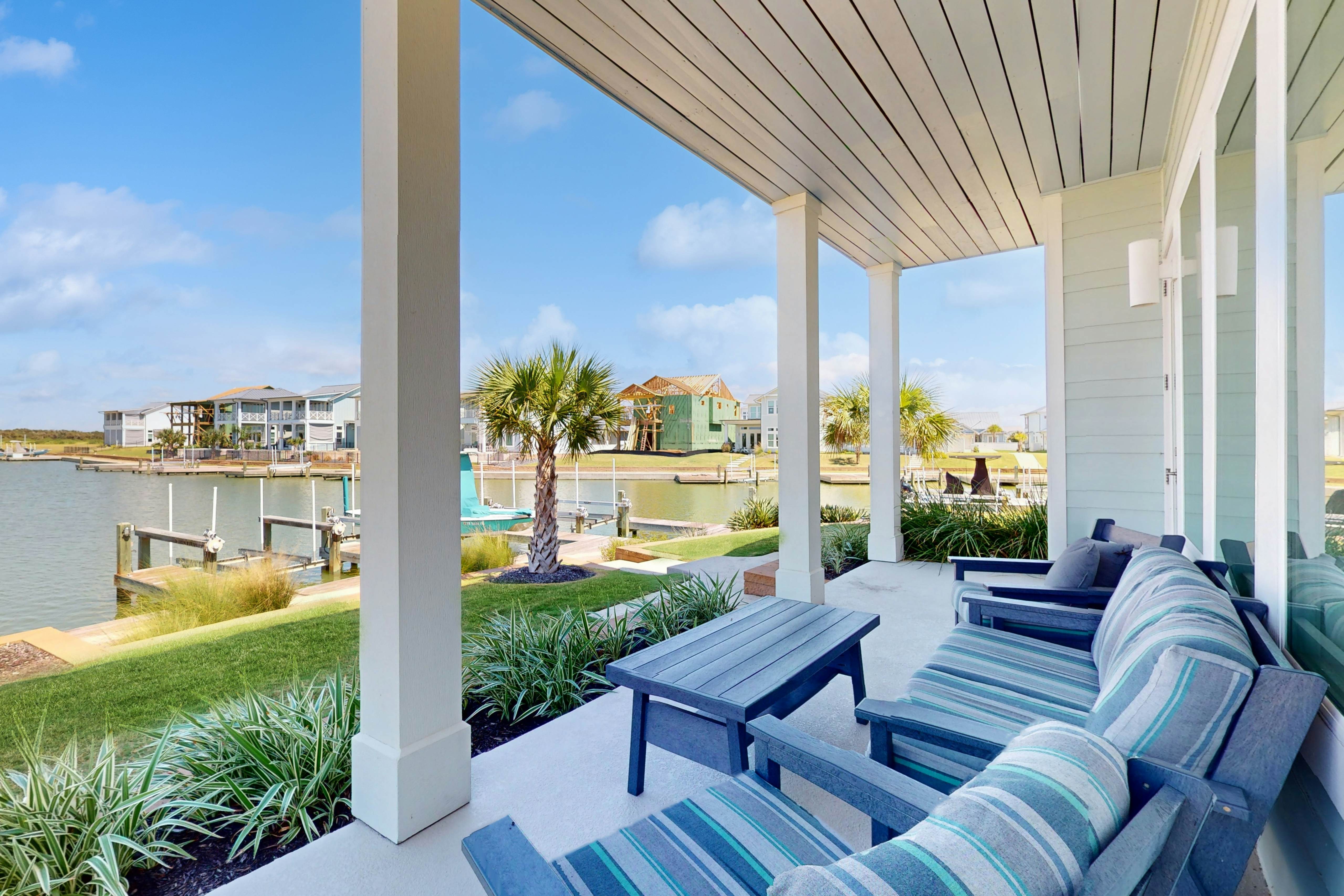 Waterfront Villa on St Charles Bay