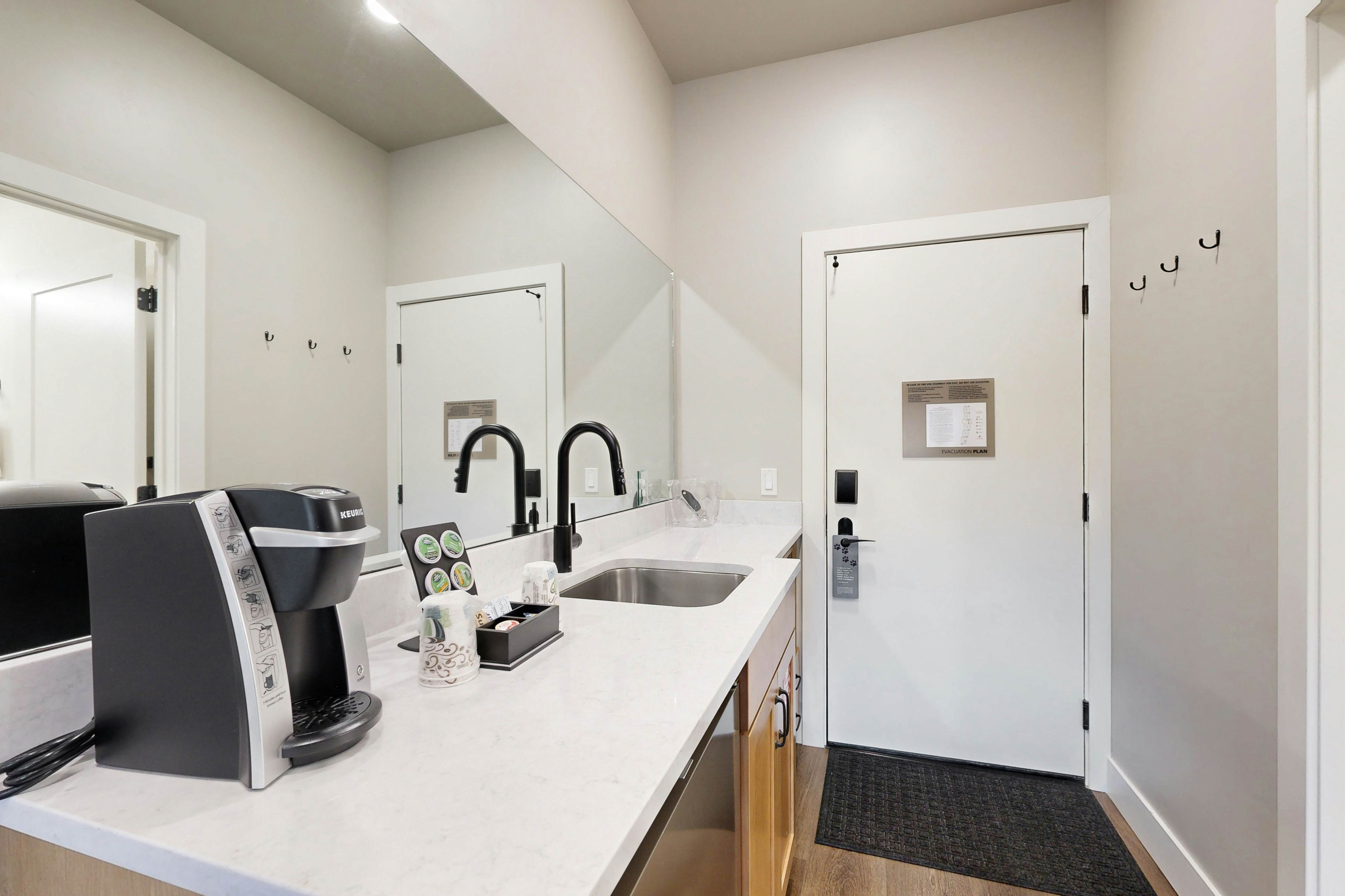 301B - Black Rock Mountain Resort